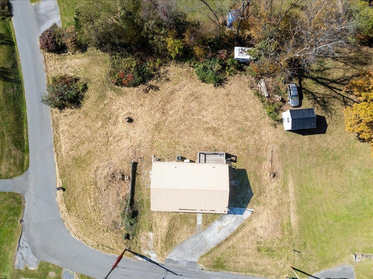 101 WARNER Street, Narrows, VA 24124