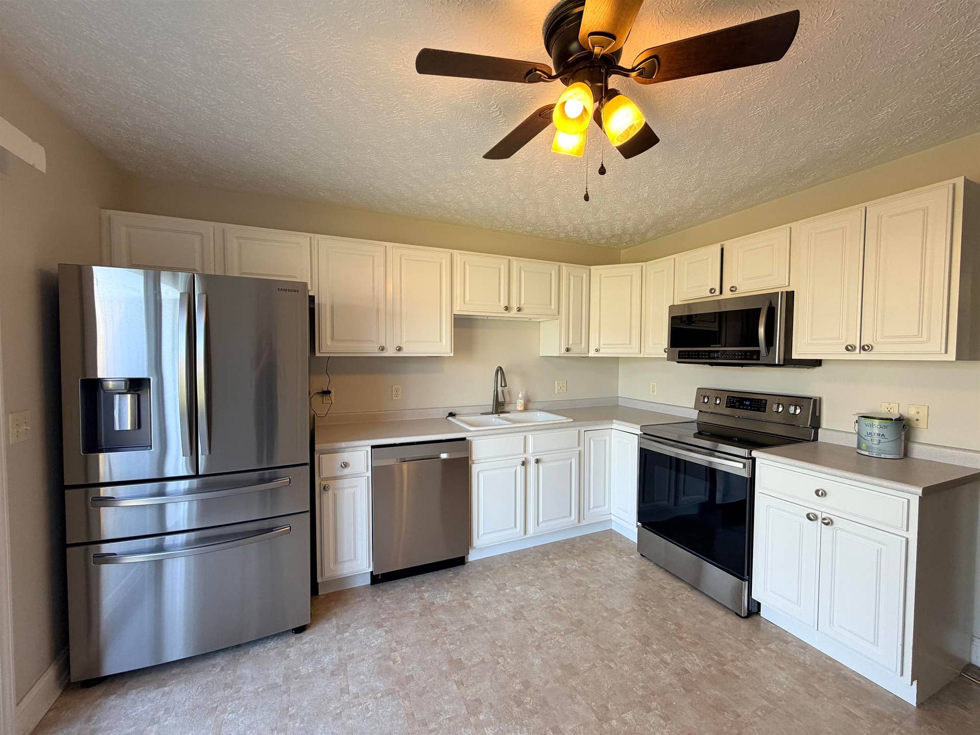 300 WILLOW OAK Drive, Christiansburg, VA 24073