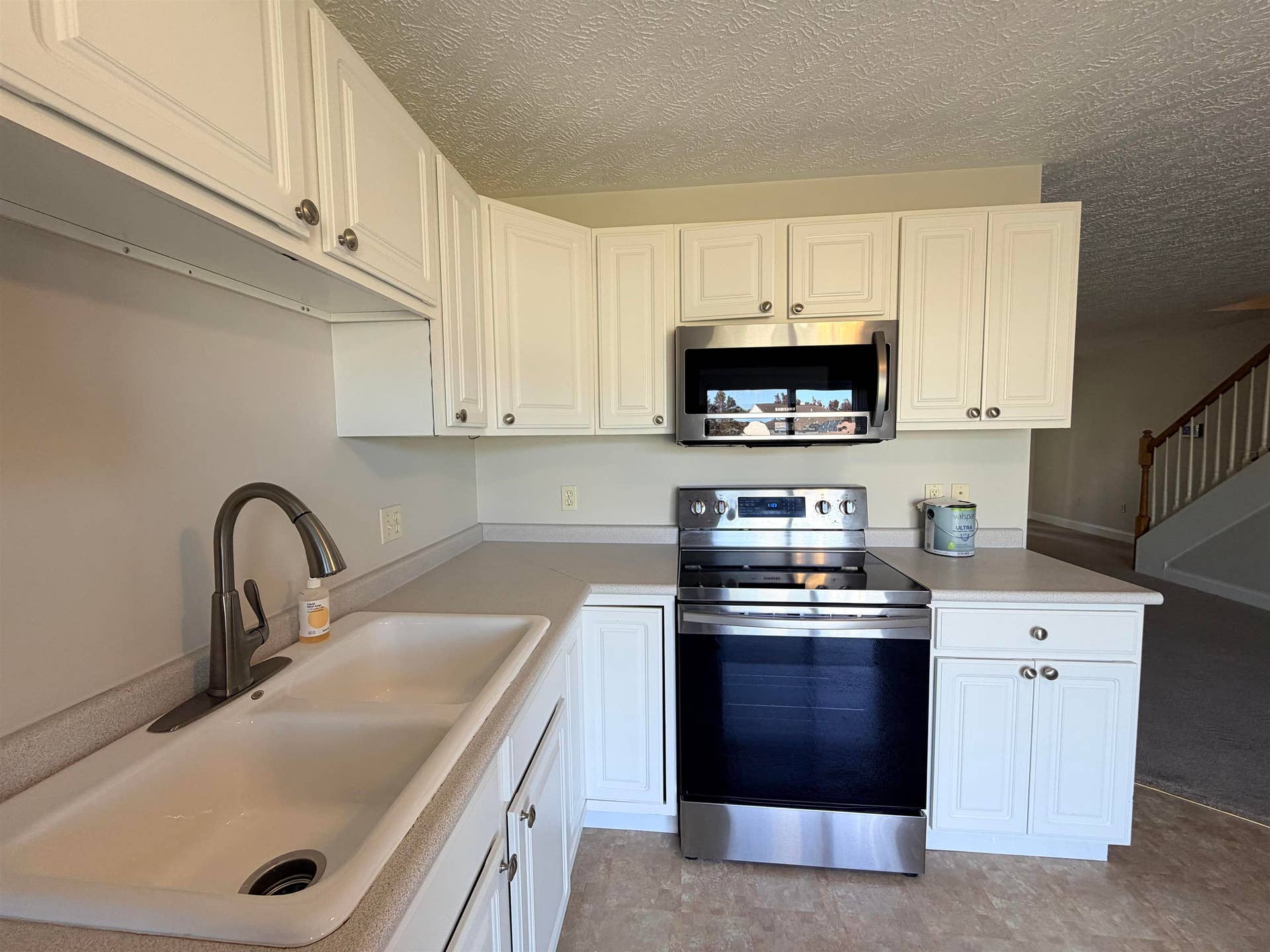300 WILLOW OAK Drive, Christiansburg, VA 24073