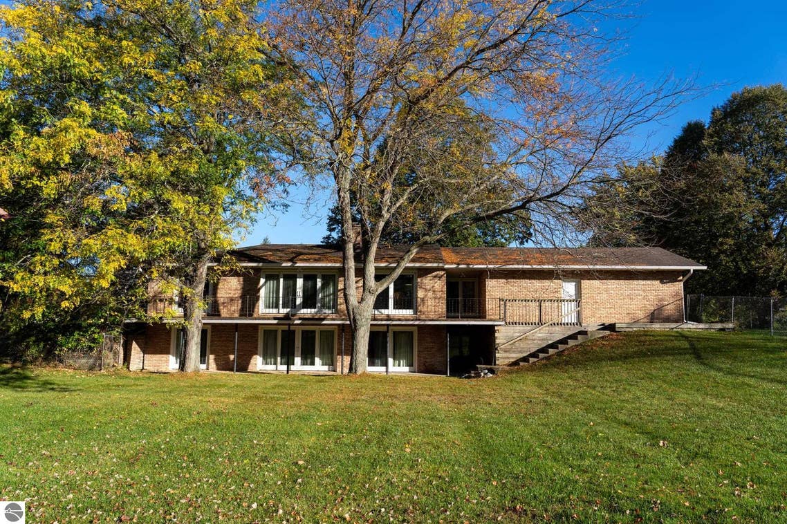 3010 E River Road, Mt Pleasant, MI 48858 | MLS # 1951784