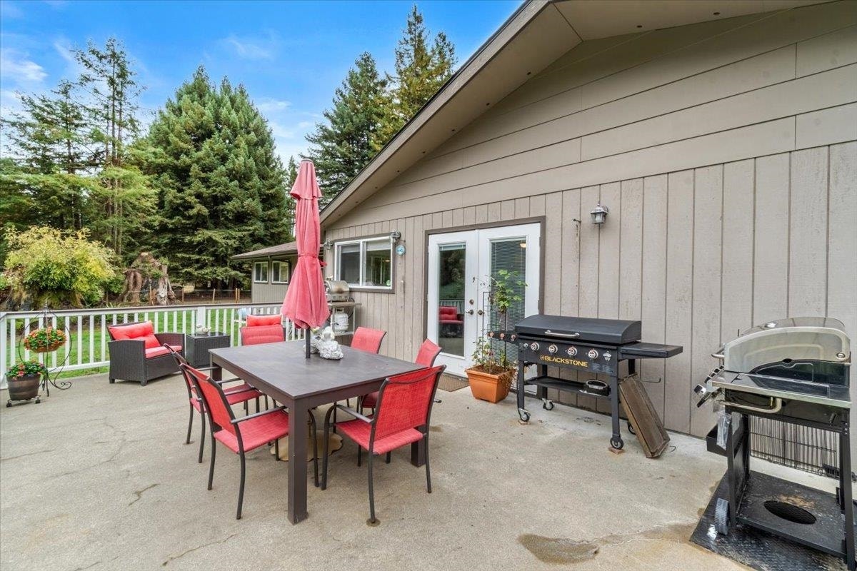 6251 Kings Valley Road, Crescent City, CA 95531