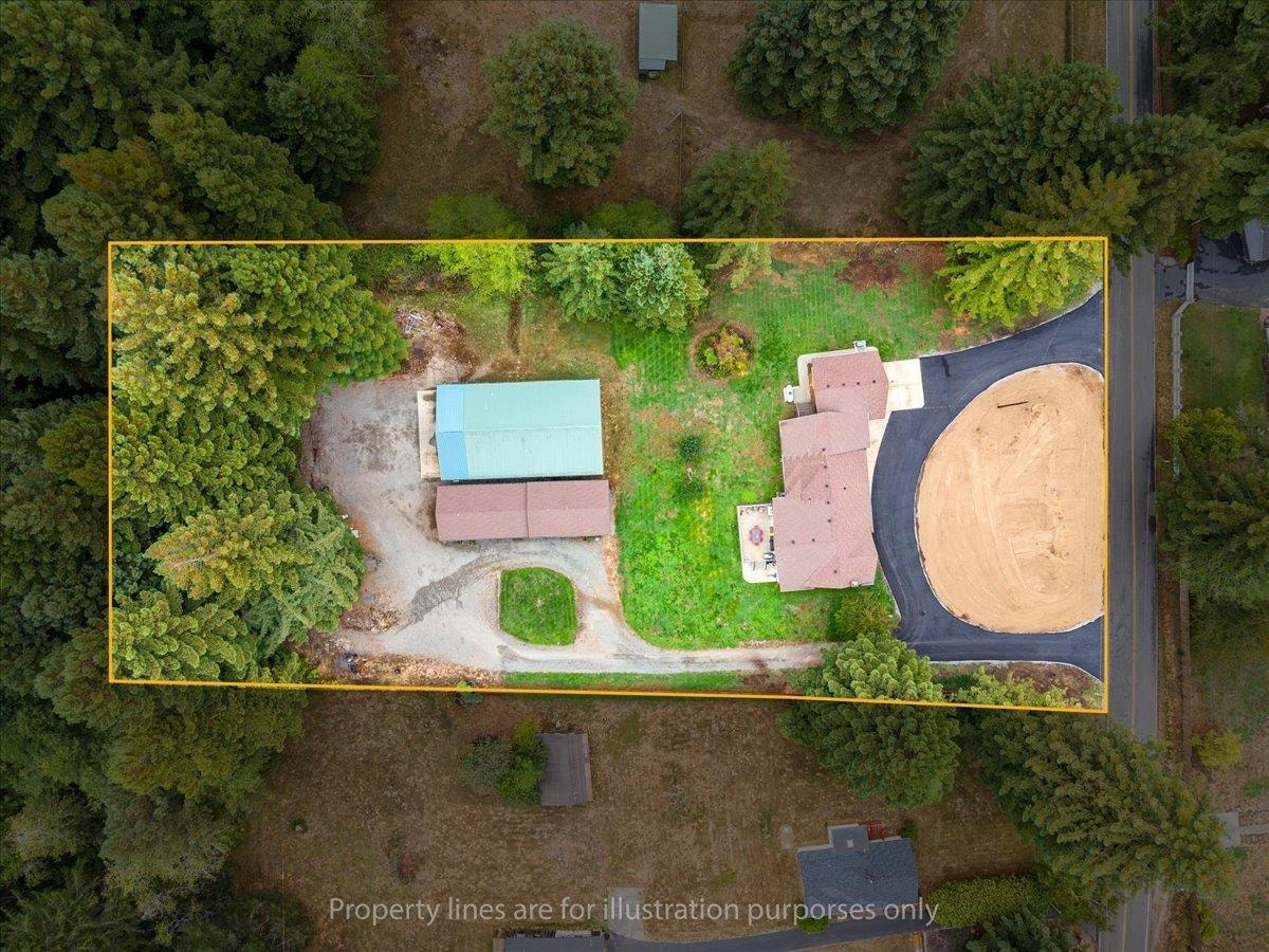 6251 Kings Valley Road, Crescent City, CA 95531