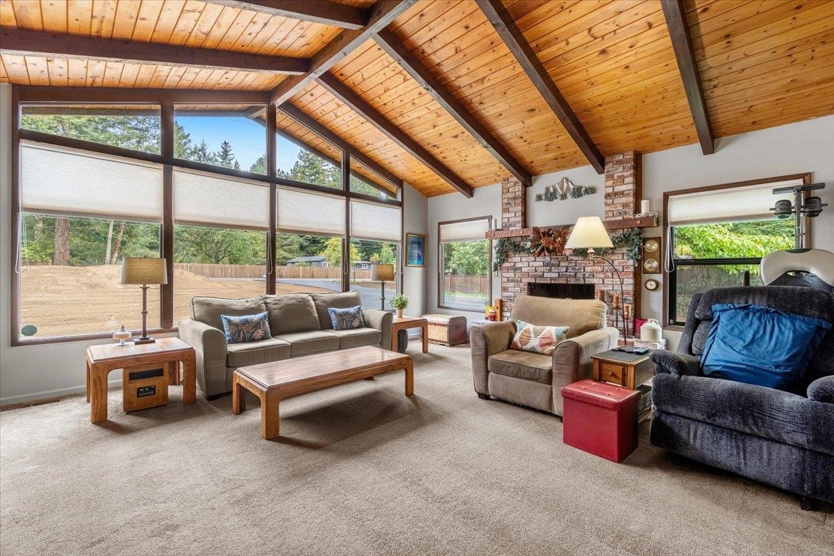 6251 Kings Valley Road, Crescent City, CA 95531