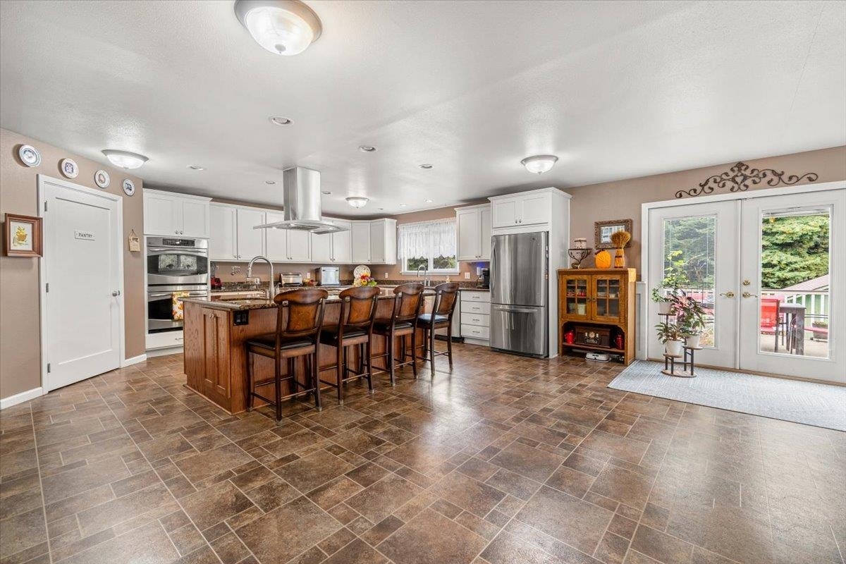 6251 Kings Valley Road, Crescent City, CA 95531