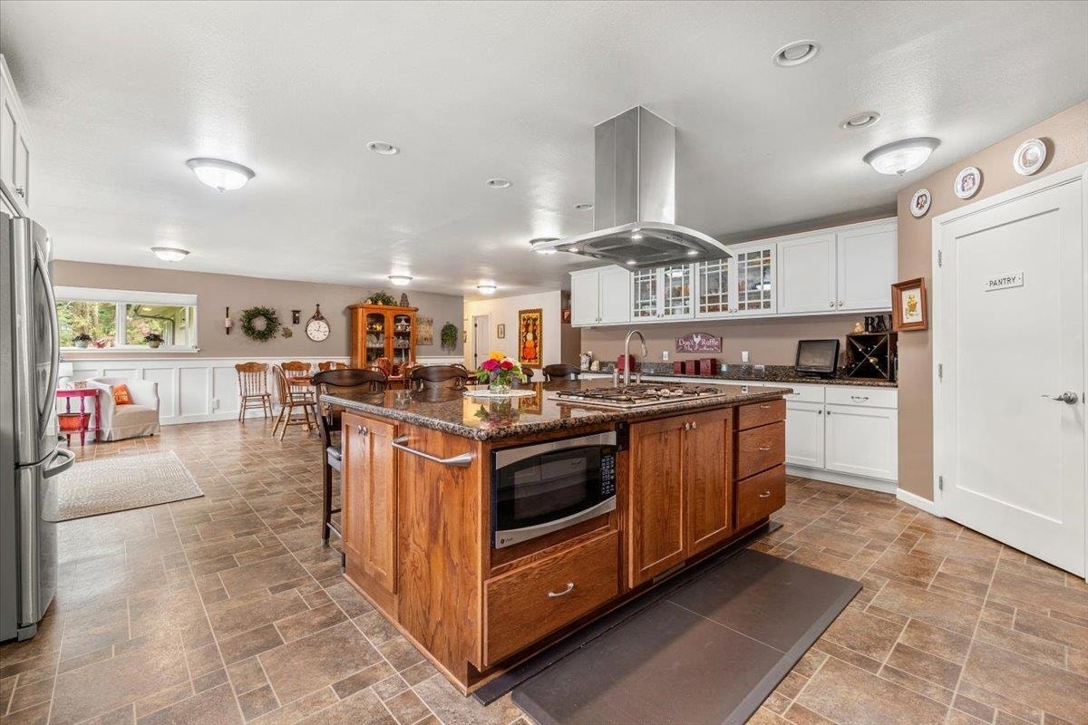 6251 Kings Valley Road, Crescent City, CA 95531