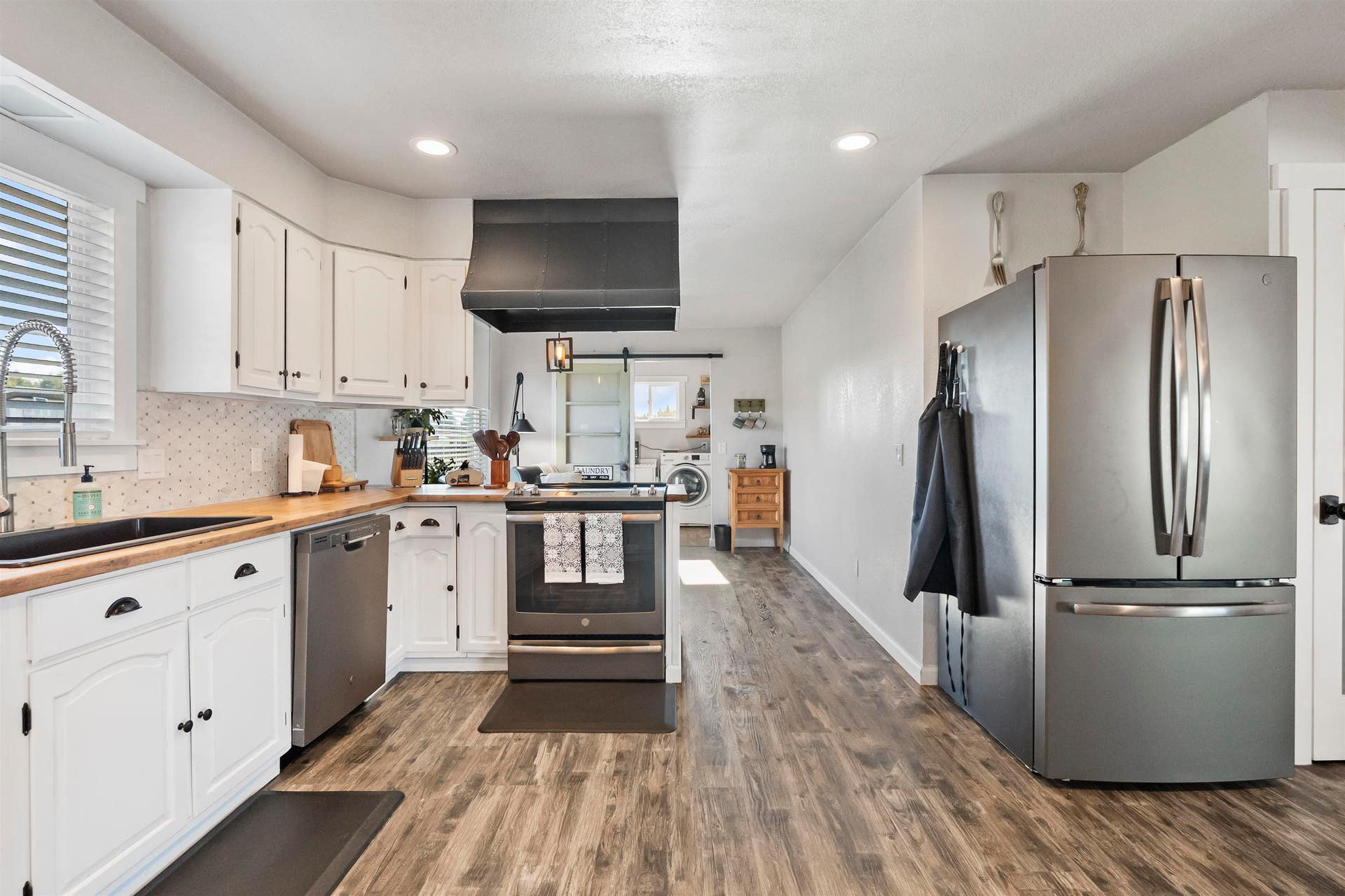 5051 Lake Earl Drive, Crescent City, CA 95531