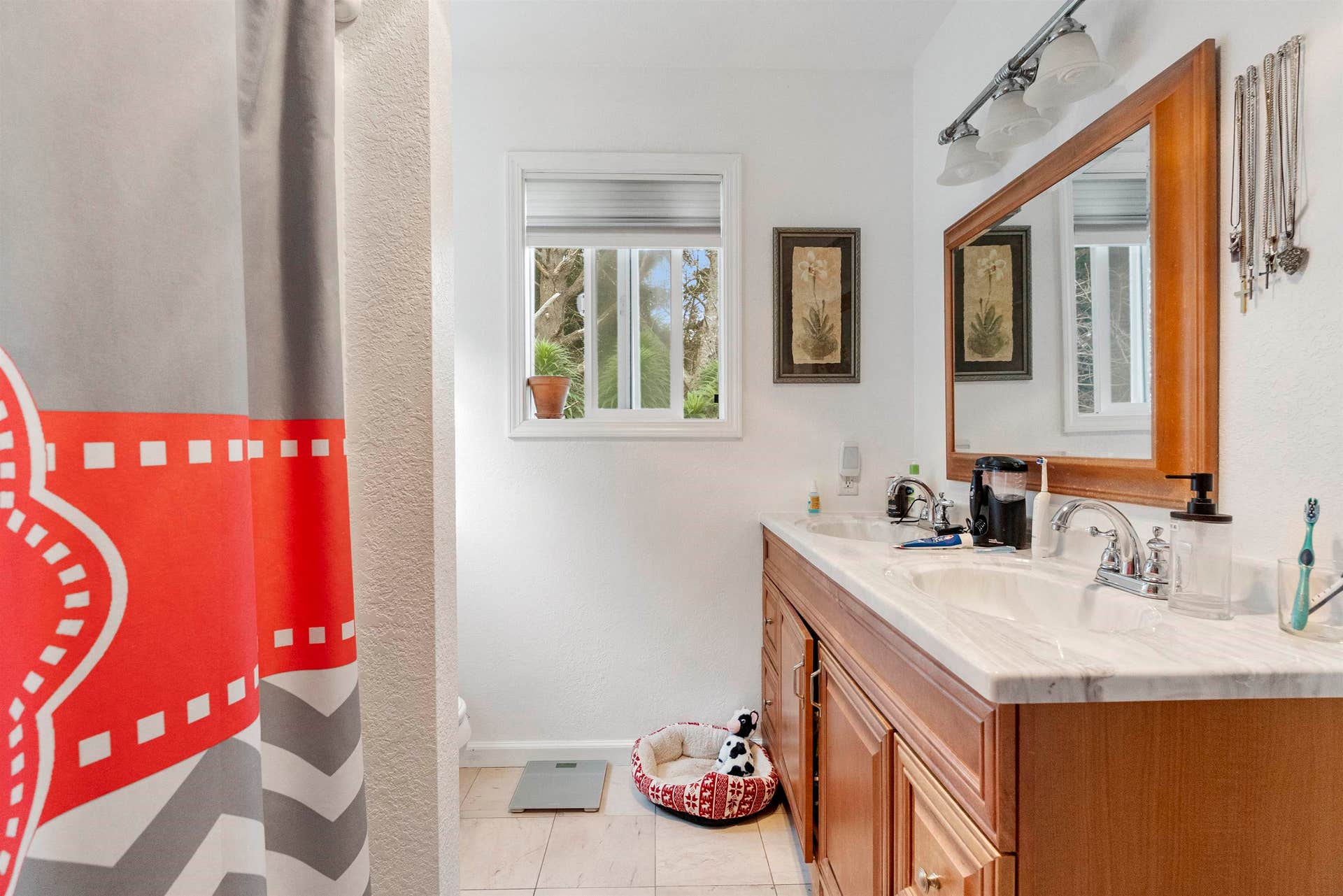 105 Mason Court, Crescent City, CA 95531-8813
