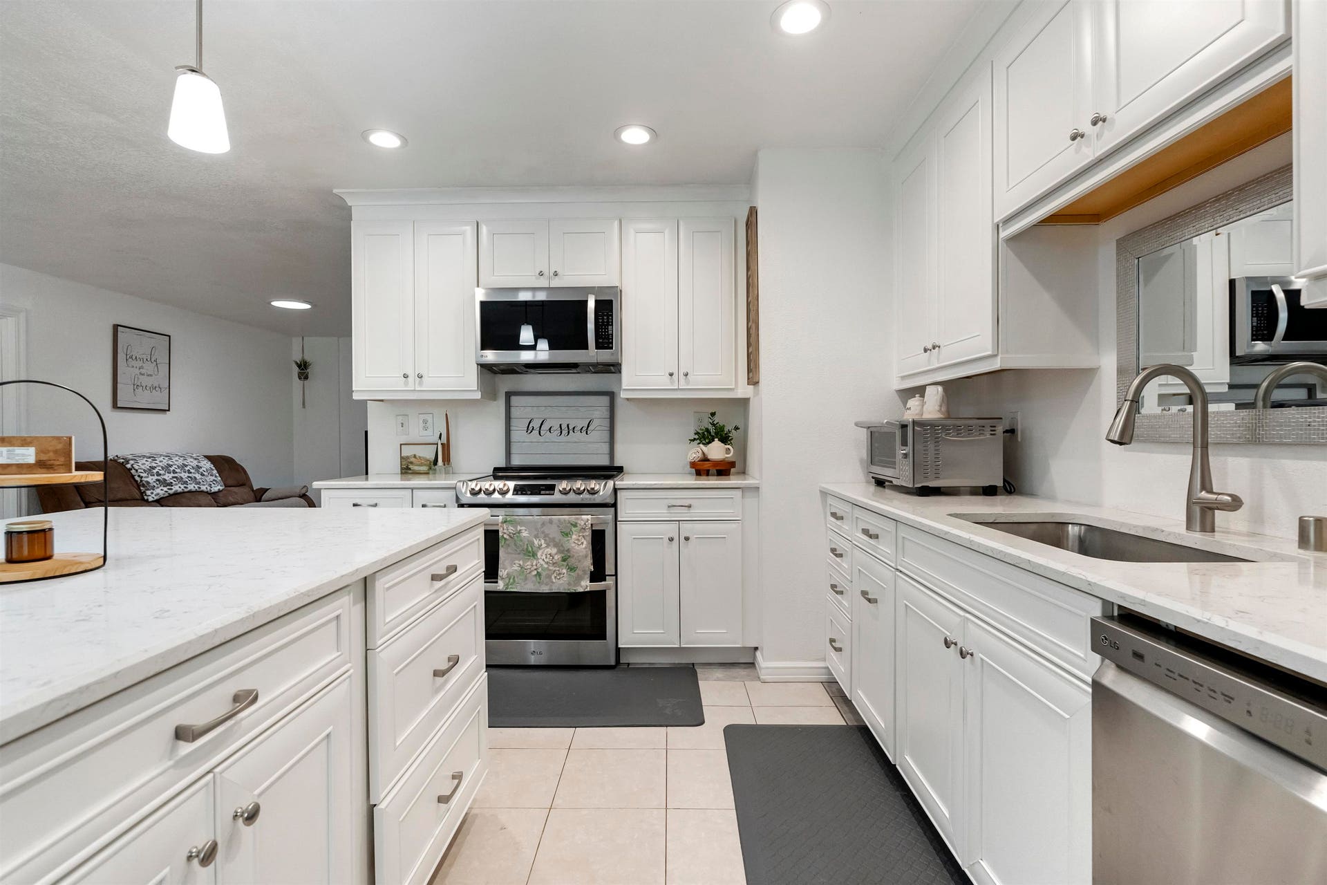 105 Mason Court, Crescent City, CA 95531-8813