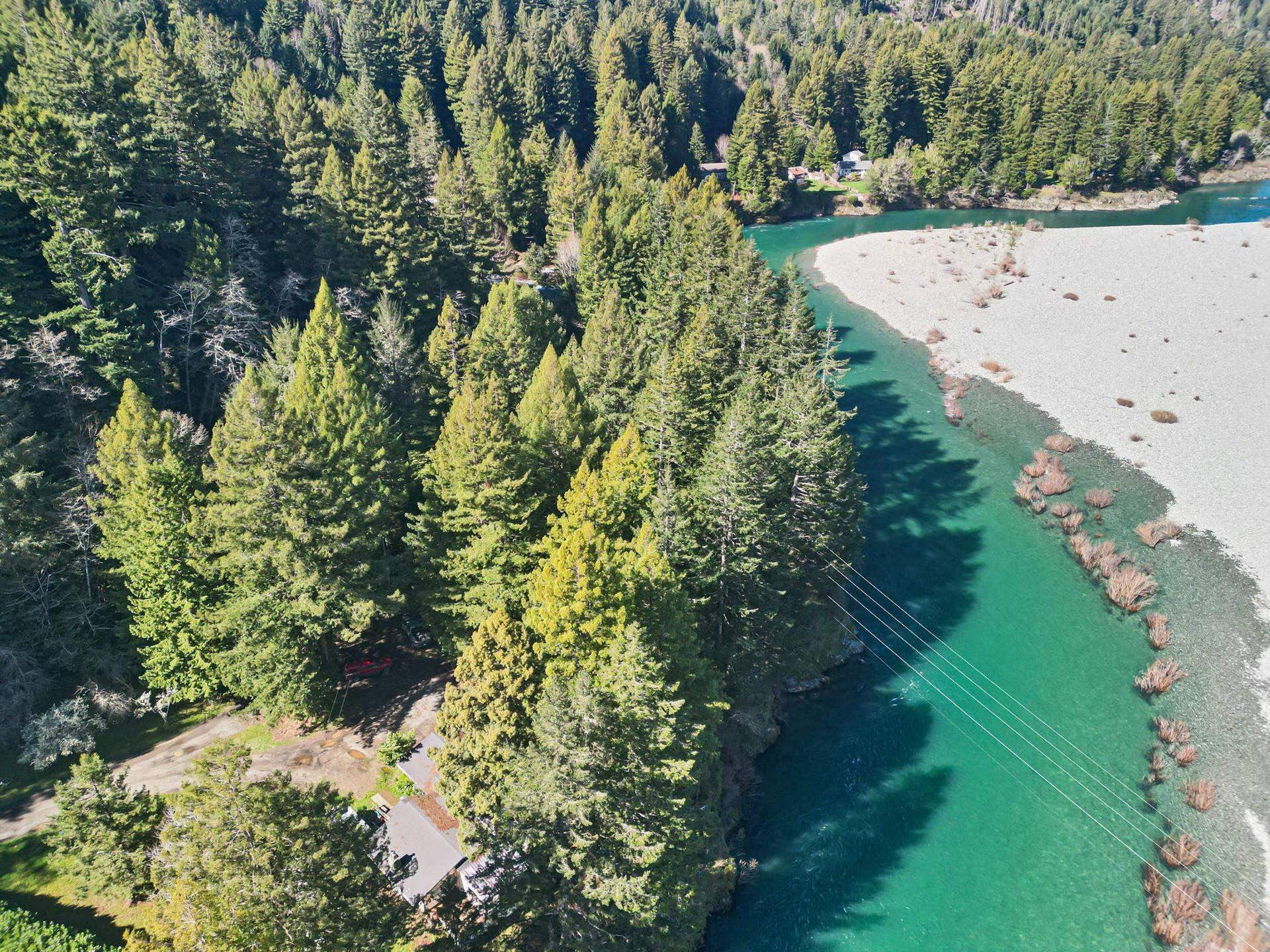 5401 South Bank Road, Crescent City, CA 95531-9595