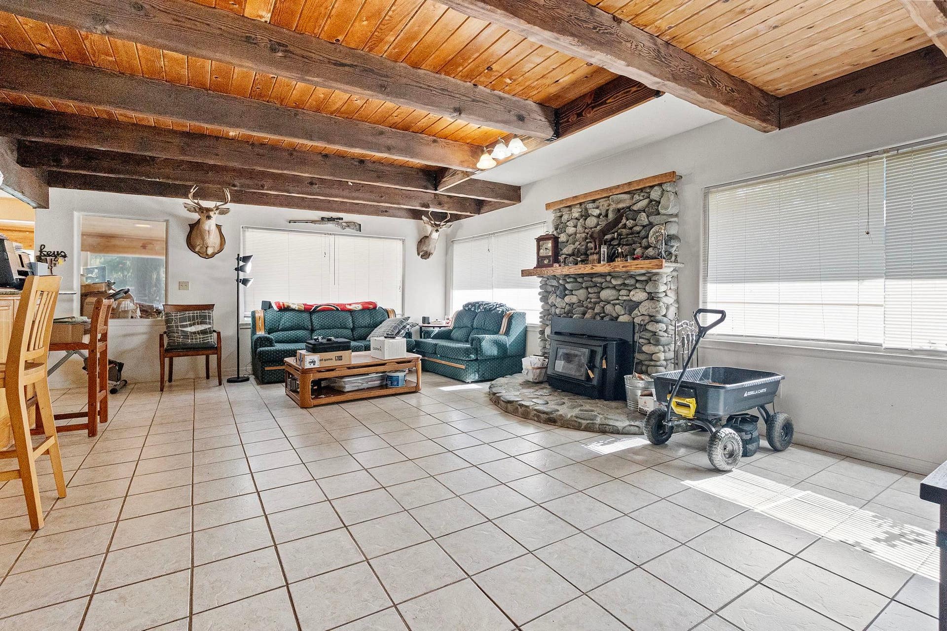 5401 South Bank Road, Crescent City, CA 95531-9595
