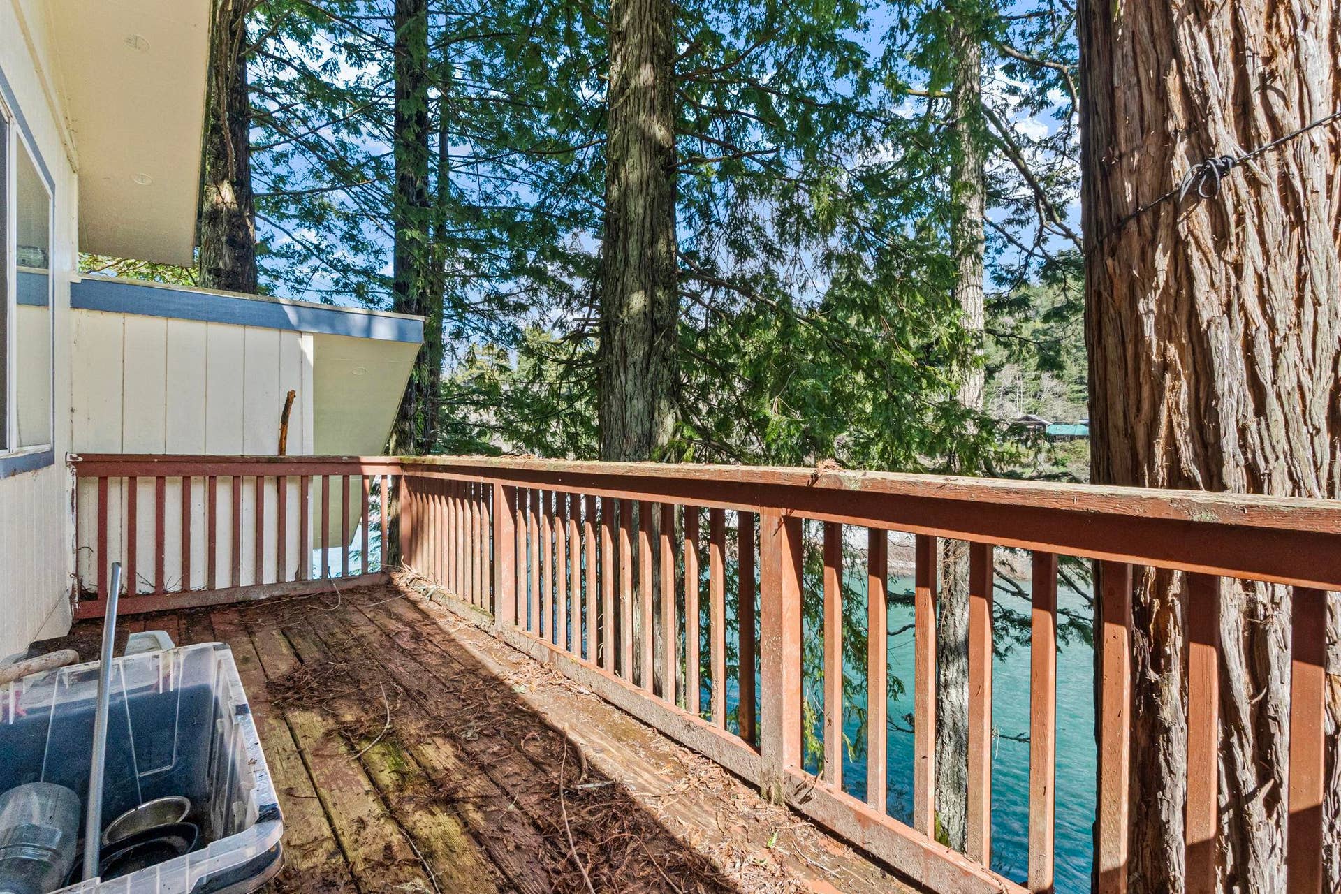 5401 S Bank Road, Crescent City, CA 95531-9595