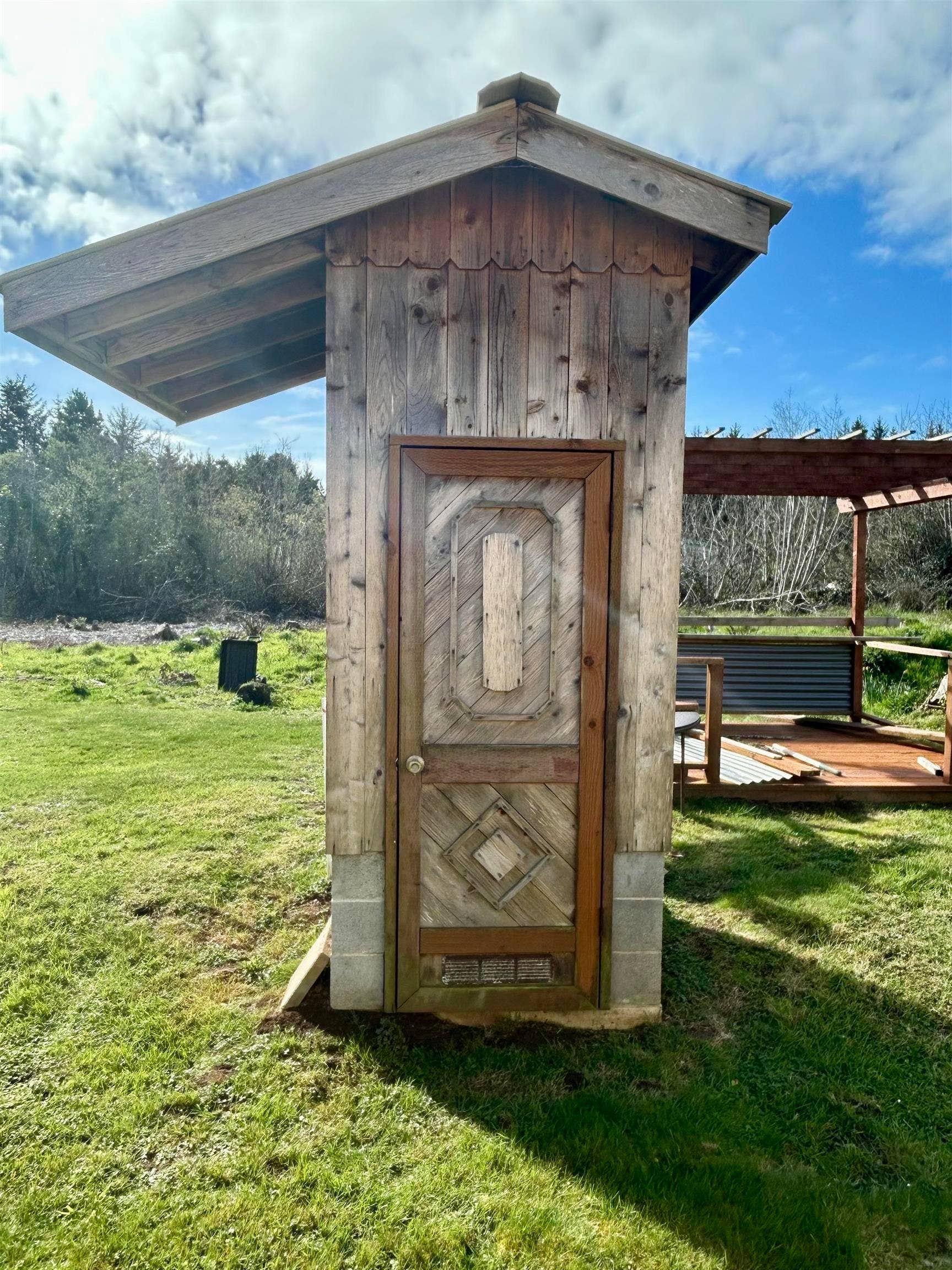 1093 US Hwy 101, Sp. #29, Crescent City, CA 95531
