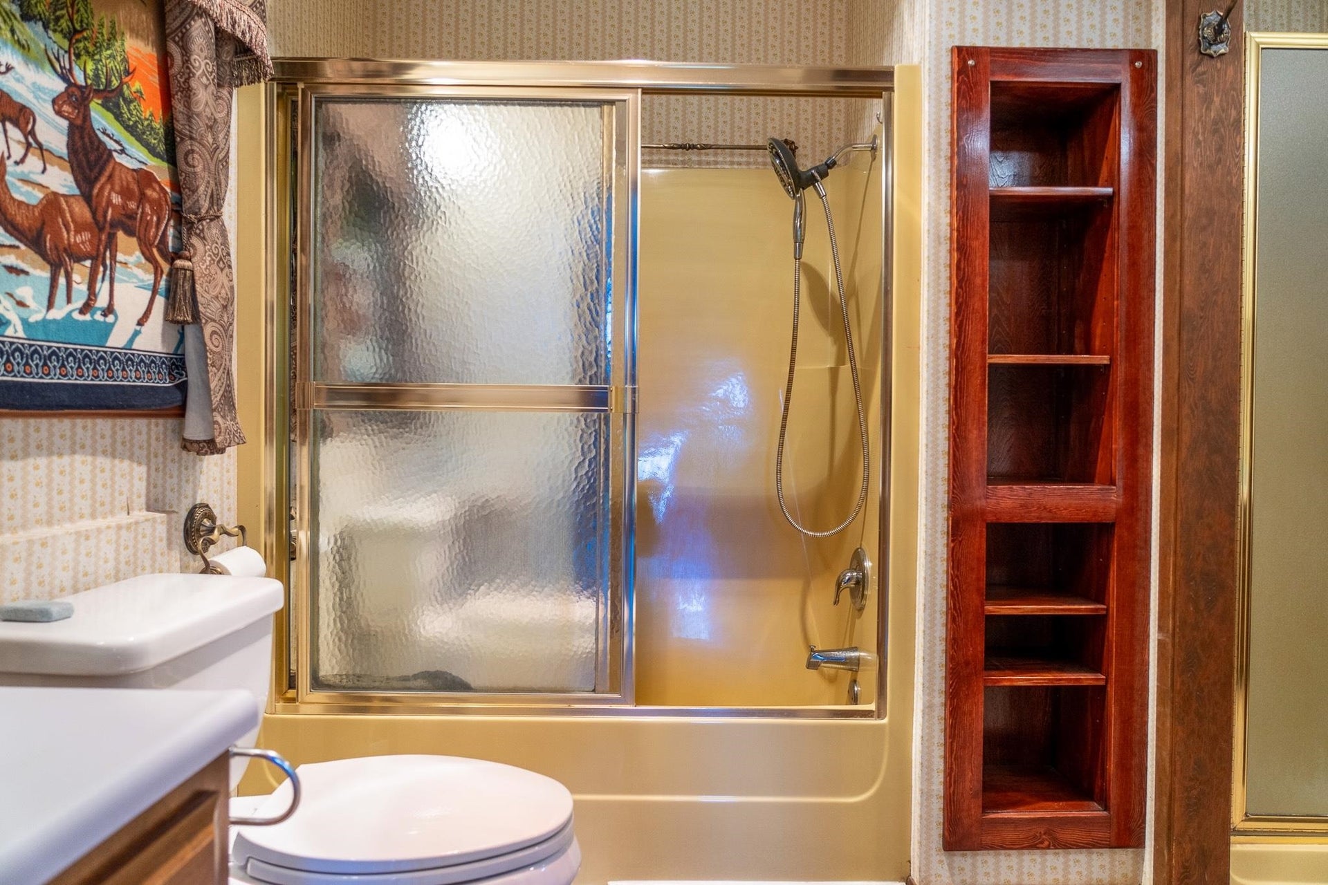 901 Ames Way, Crescent City, CA 95531