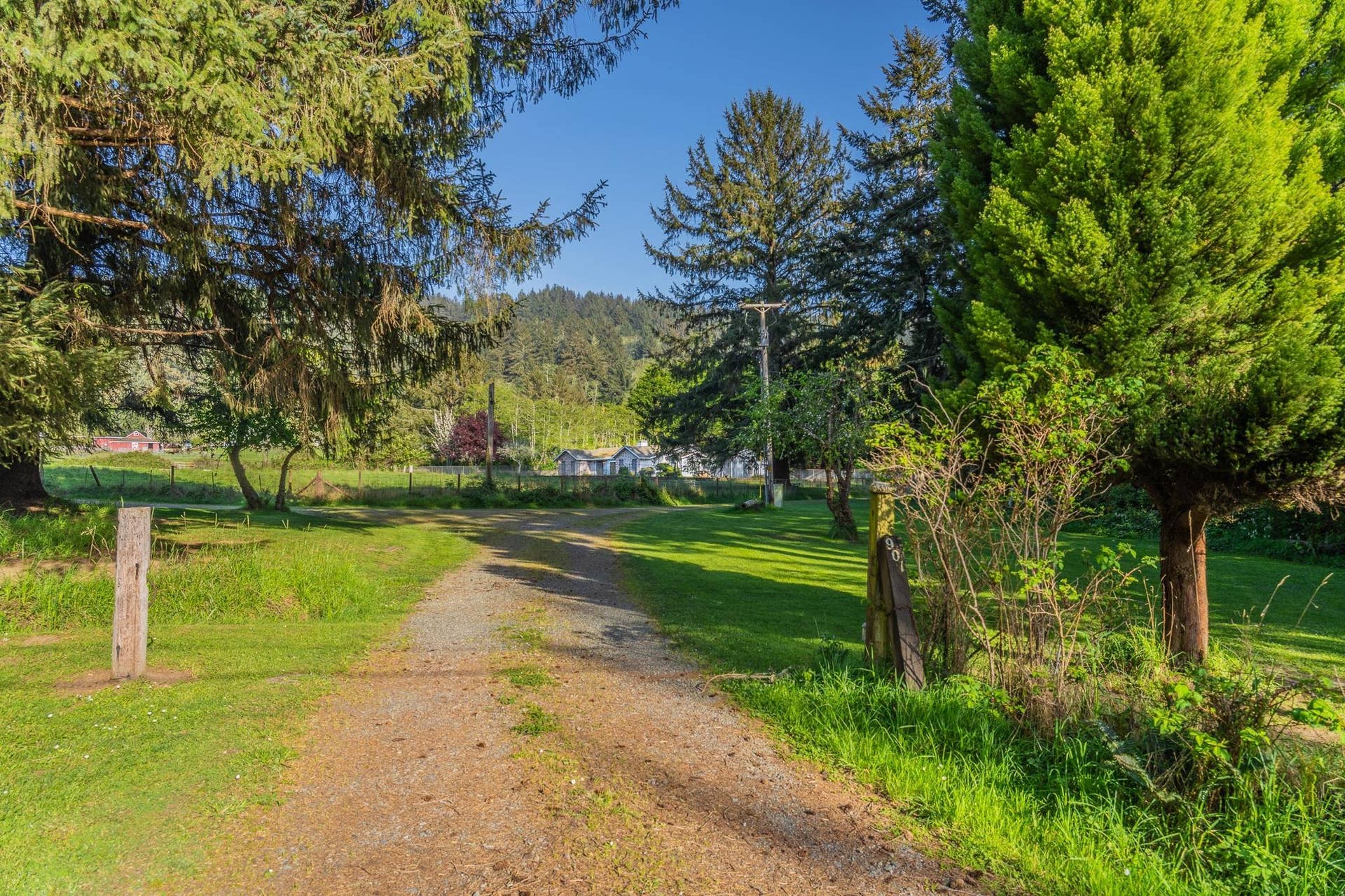 901 Ames Way, Crescent City, CA 95531