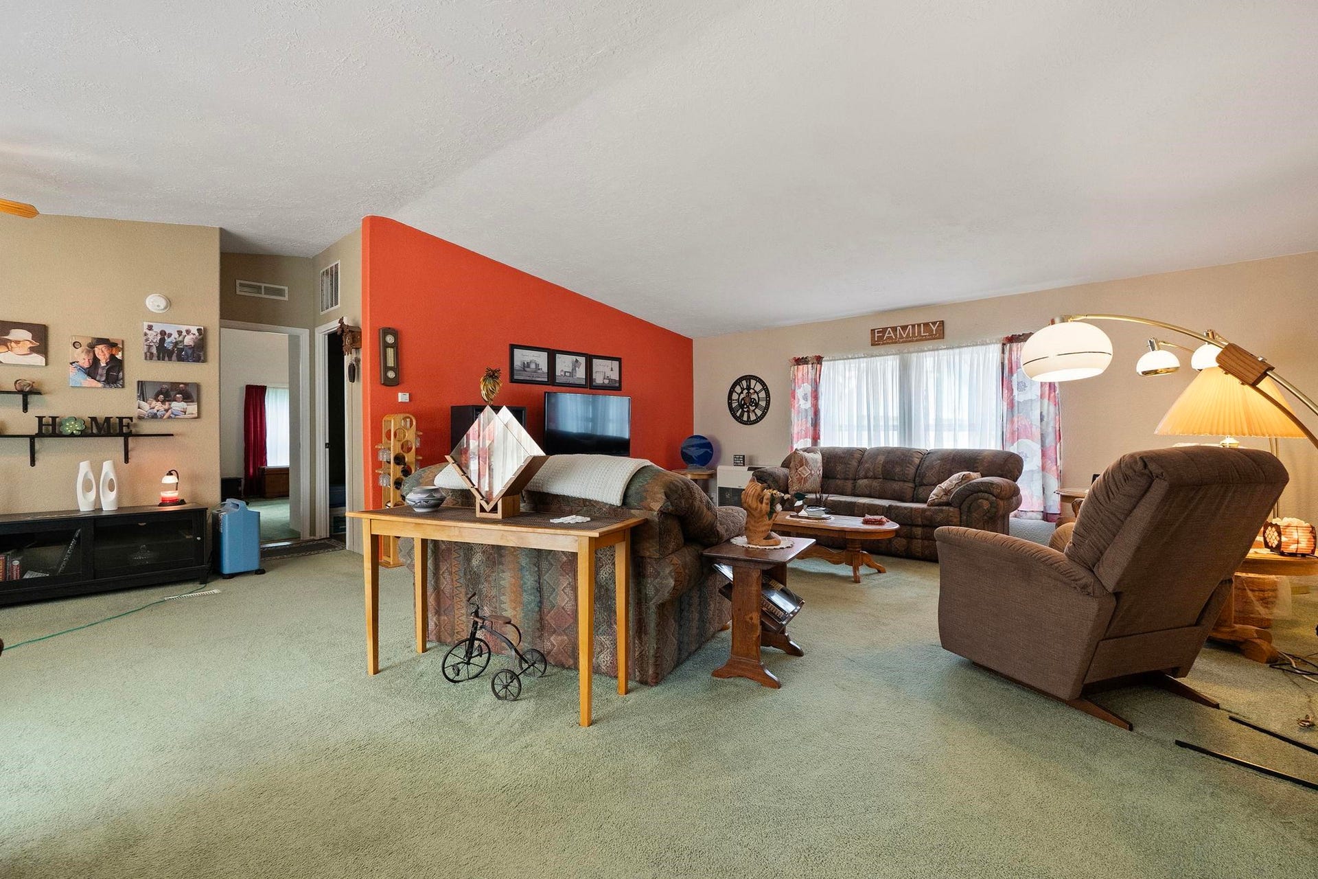 100 Skycrest Drive, Crescent City, CA 95531