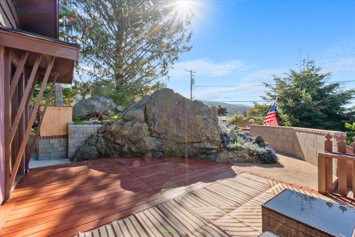 2422 Nickel Avenue, Crescent City, CA 95531