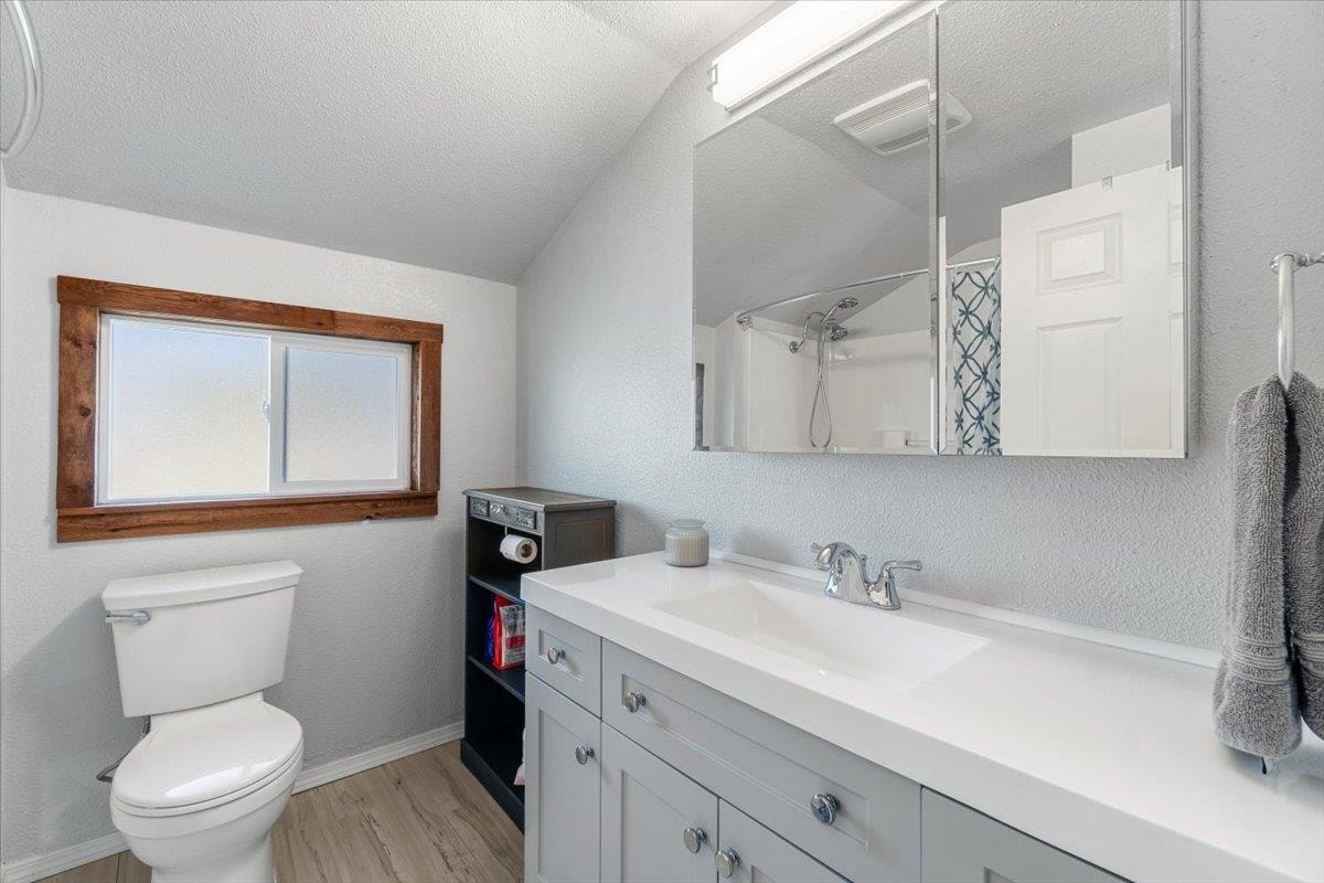 336 7th Street, Crescent City, CA 95531