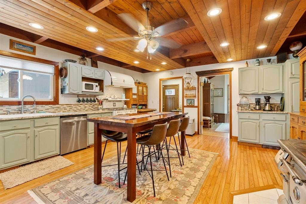 1720 Lauff Avenue, Crescent City, CA 95531