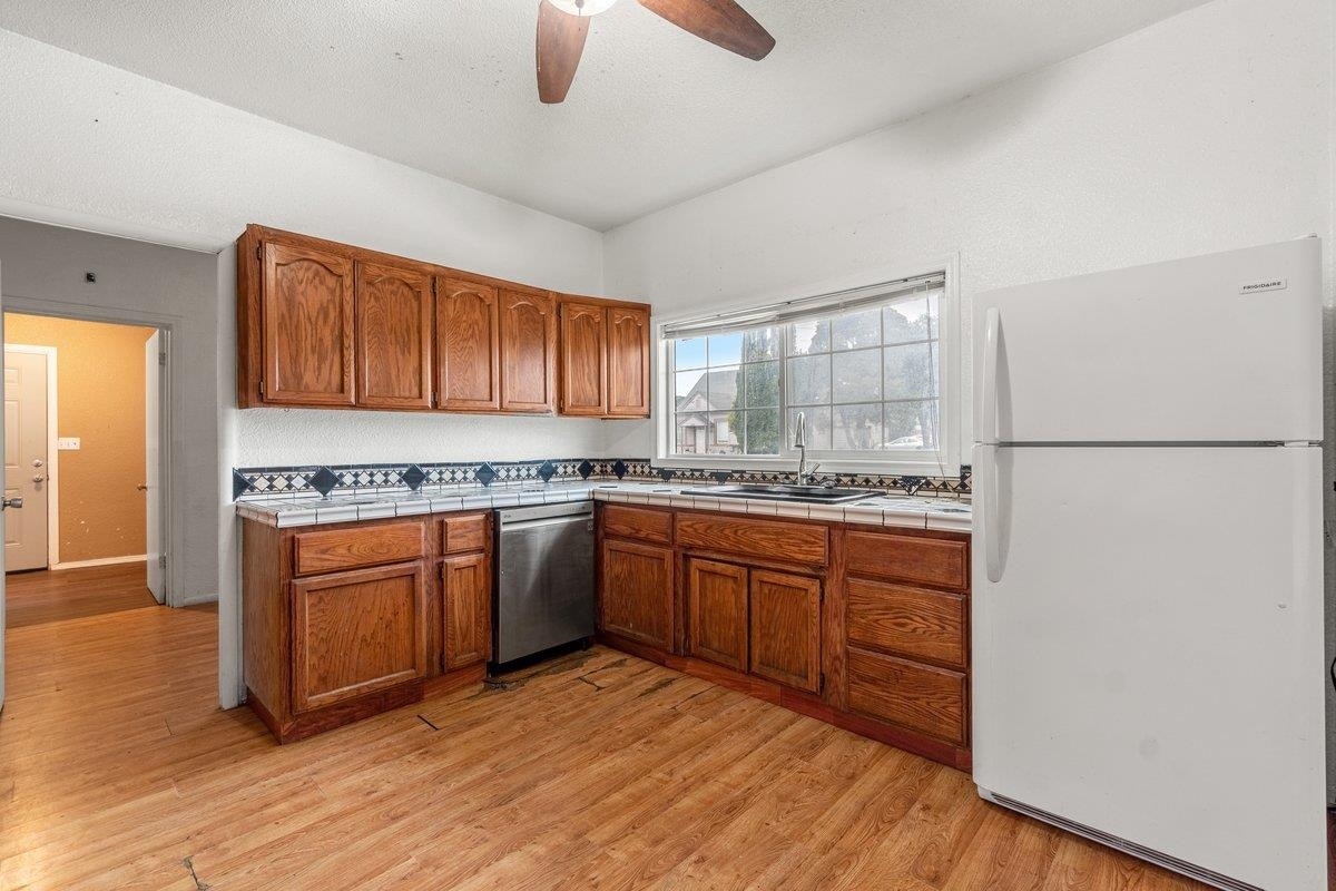 484 K Street, Crescent City, CA 95531