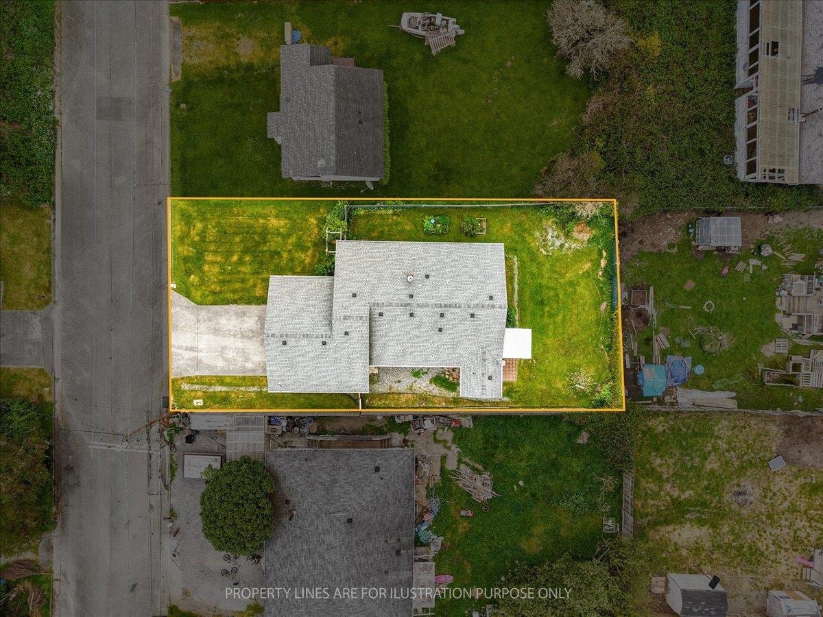 2710 Oliver Ave, Crescent City, CA 95531