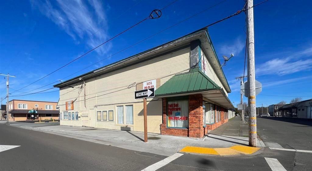 1228 Second Street, Crescent City, CA 95531