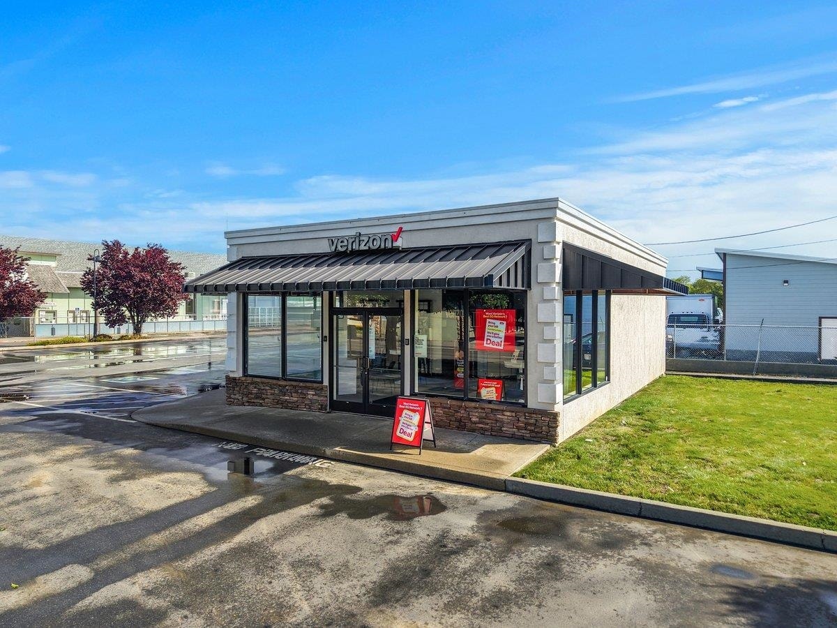 1302 2nd Street, Crescent City, CA 95531