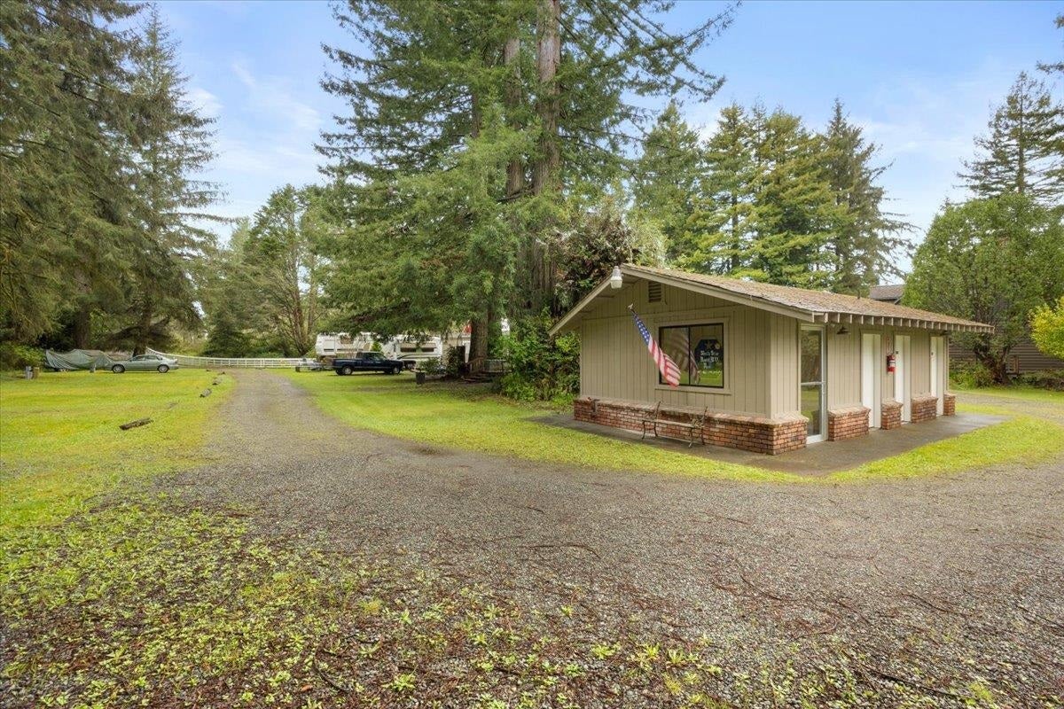 7001 N Highway 101, Crescent City, CA 95531