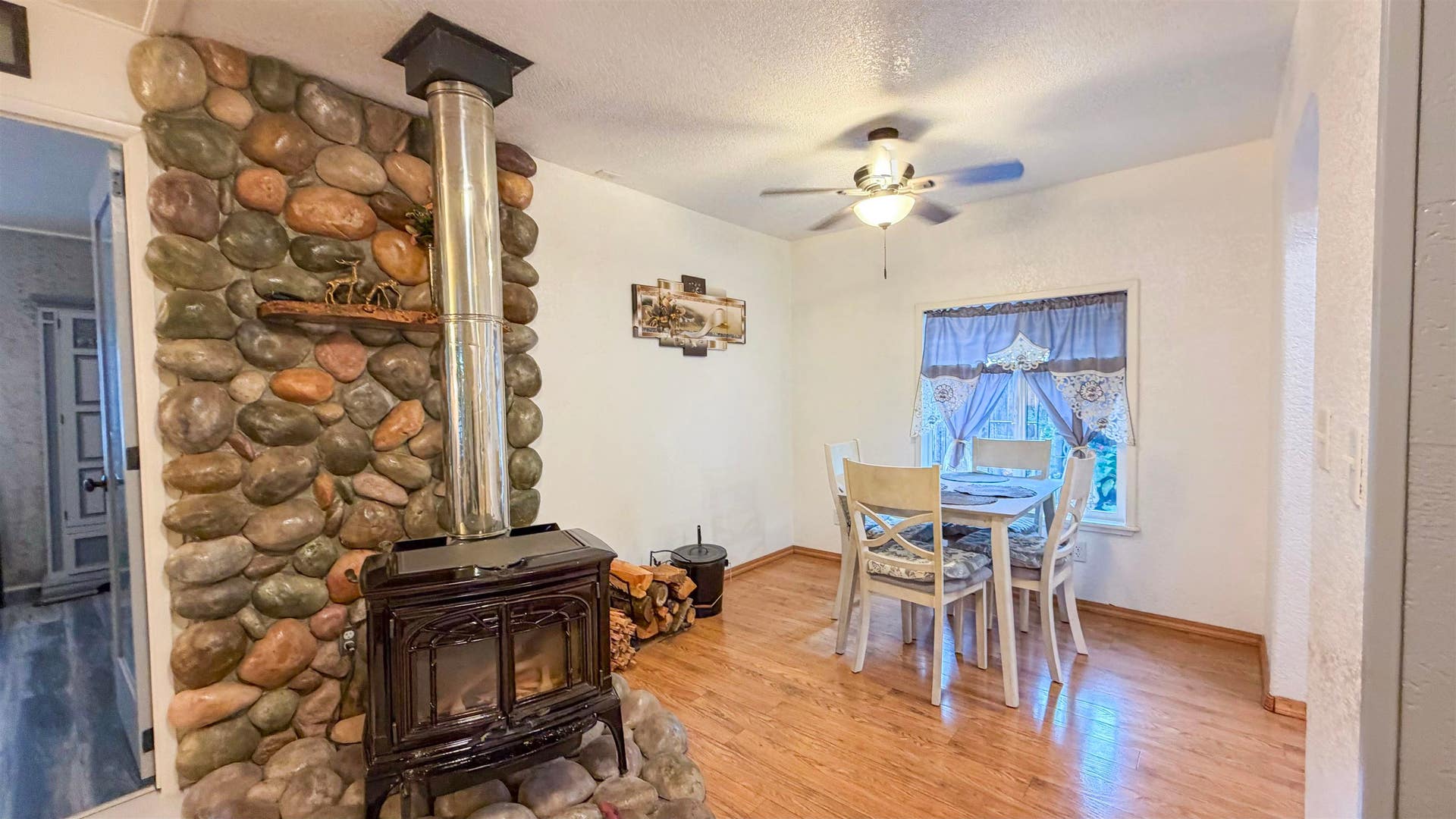 2510 US Hwy 199 #27, Crescent City, CA 95531