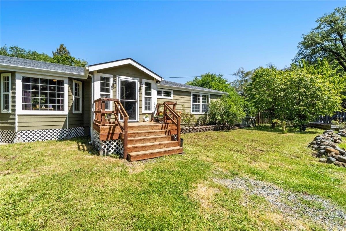 10220 US Hwy 199, Crescent City, CA 95543