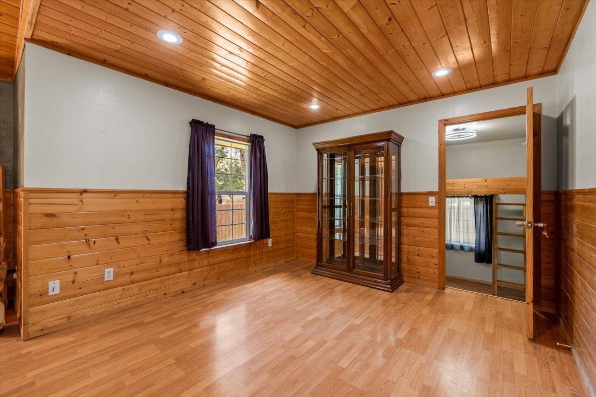10220 US Hwy 199, Crescent City, CA 95543