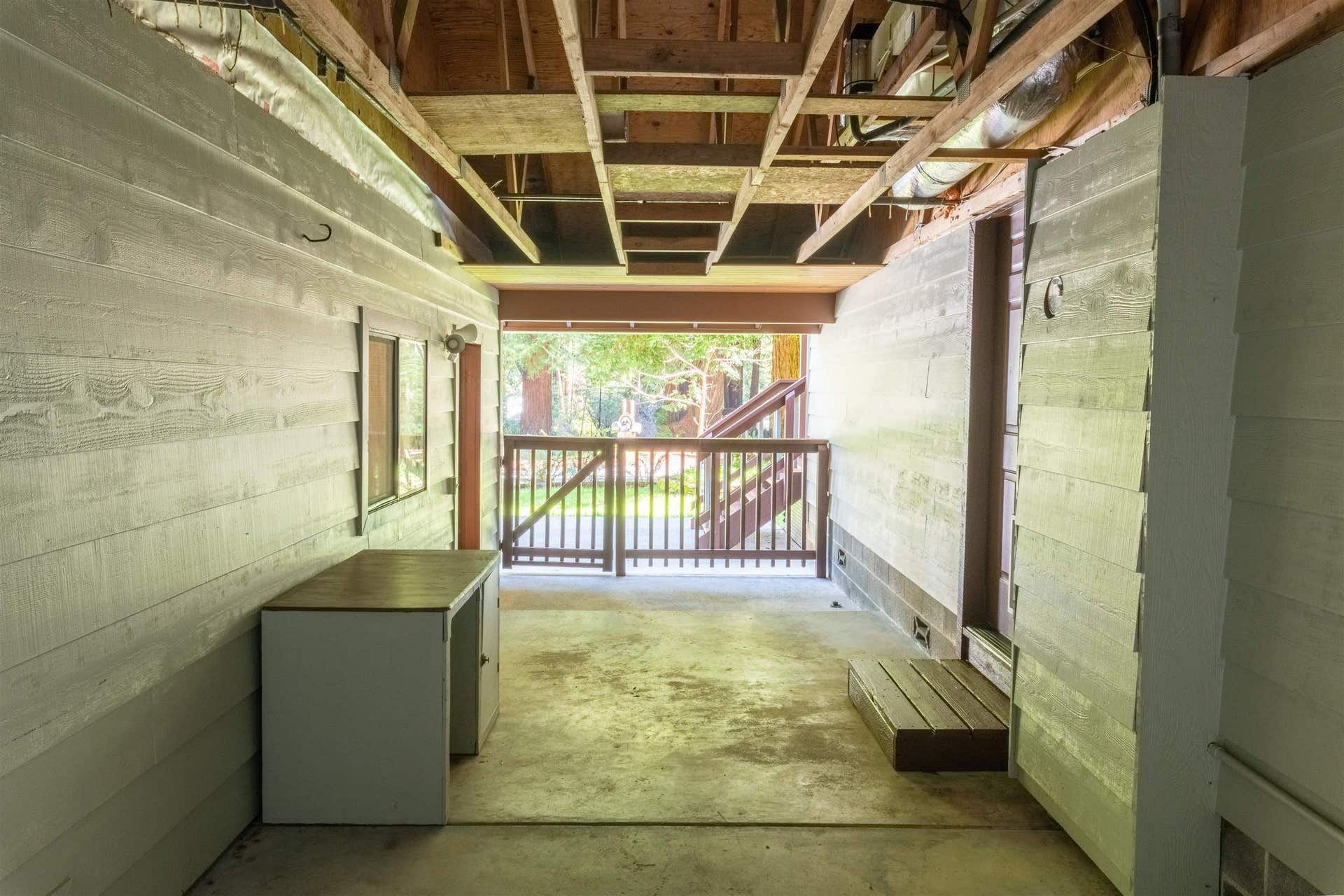 5630 South Bank Road, Crescent City, CA 95531