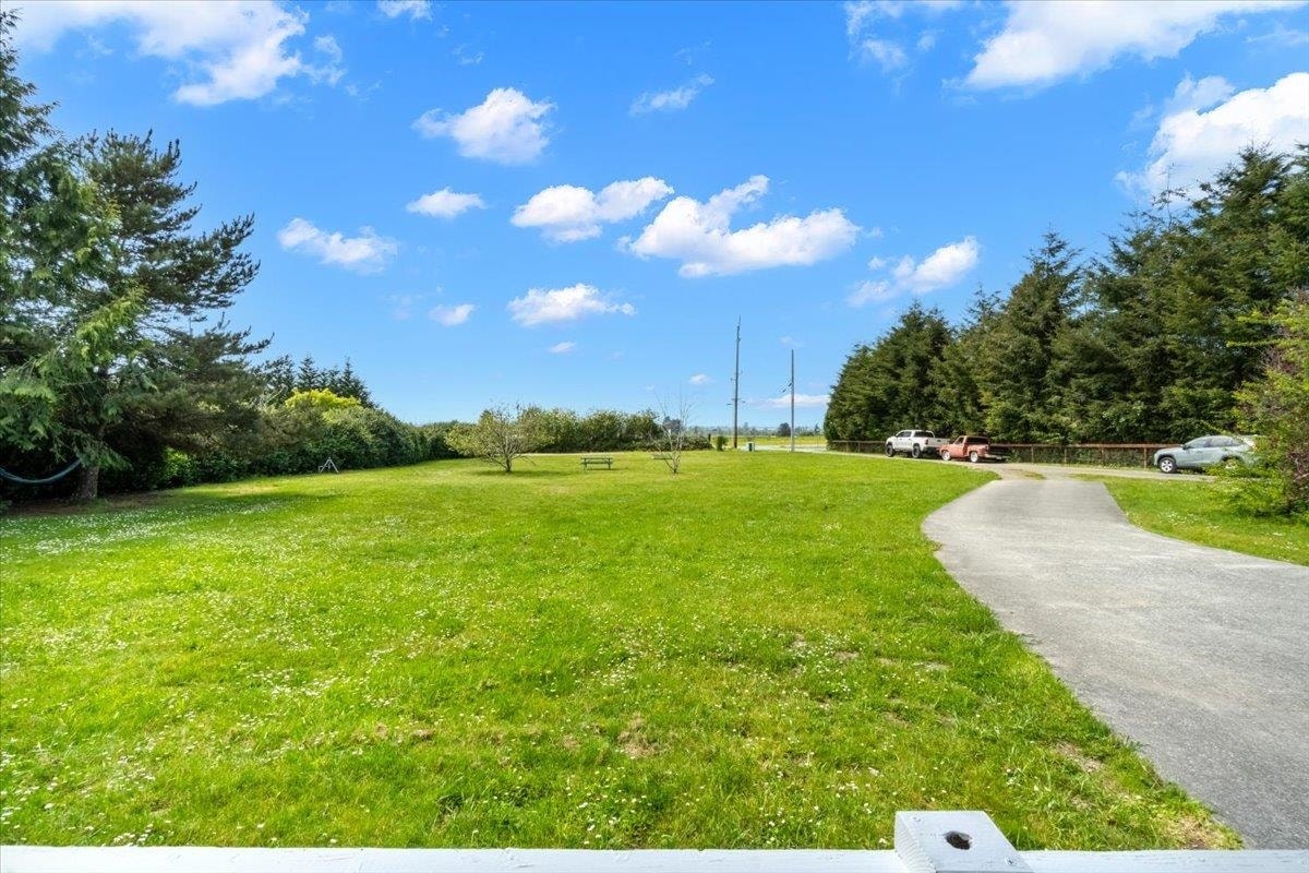 9355 N Highway 101, Smith River, CA 95531