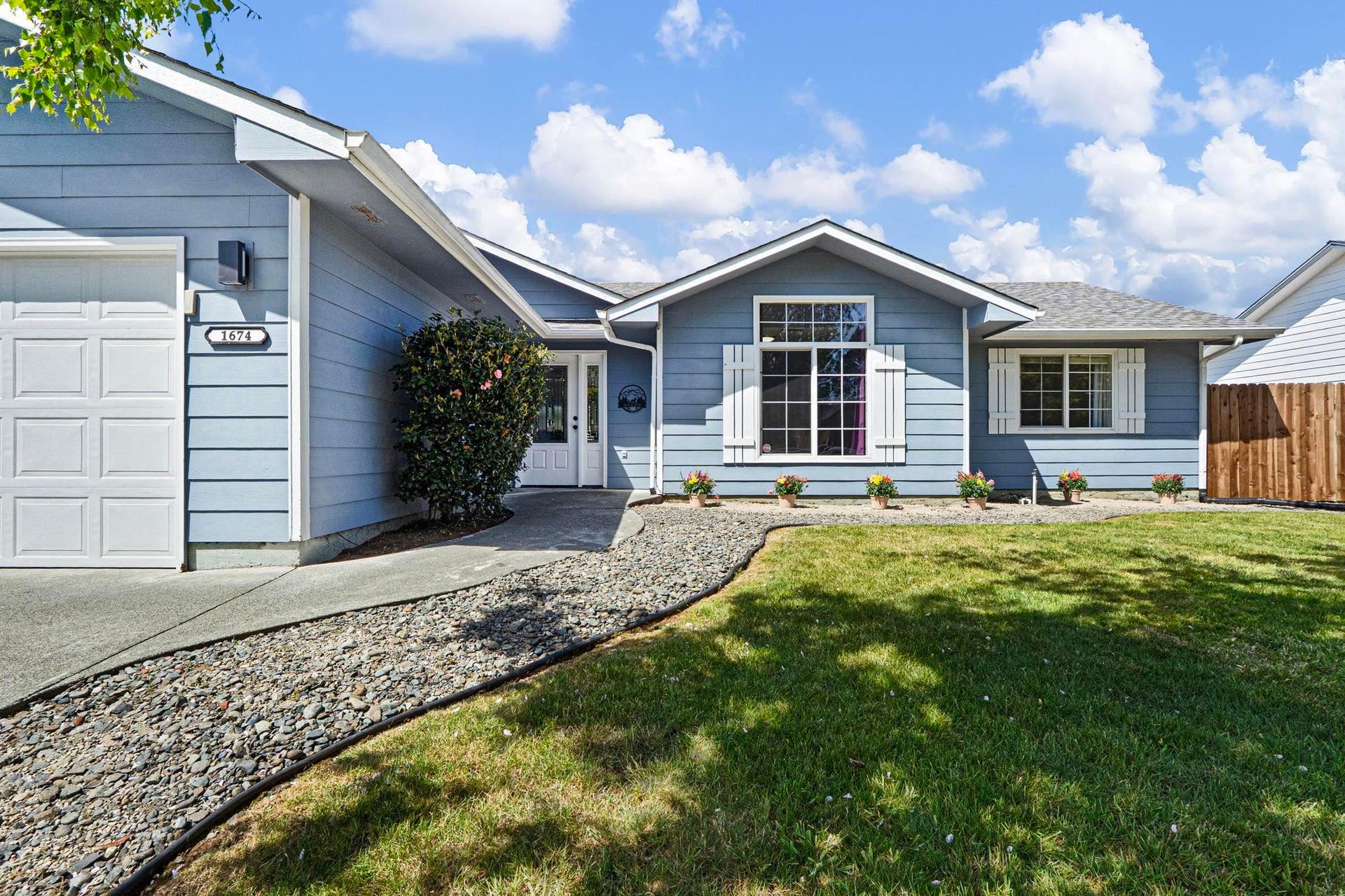 1674 El Monte Road, Crescent City, CA 95531-8813