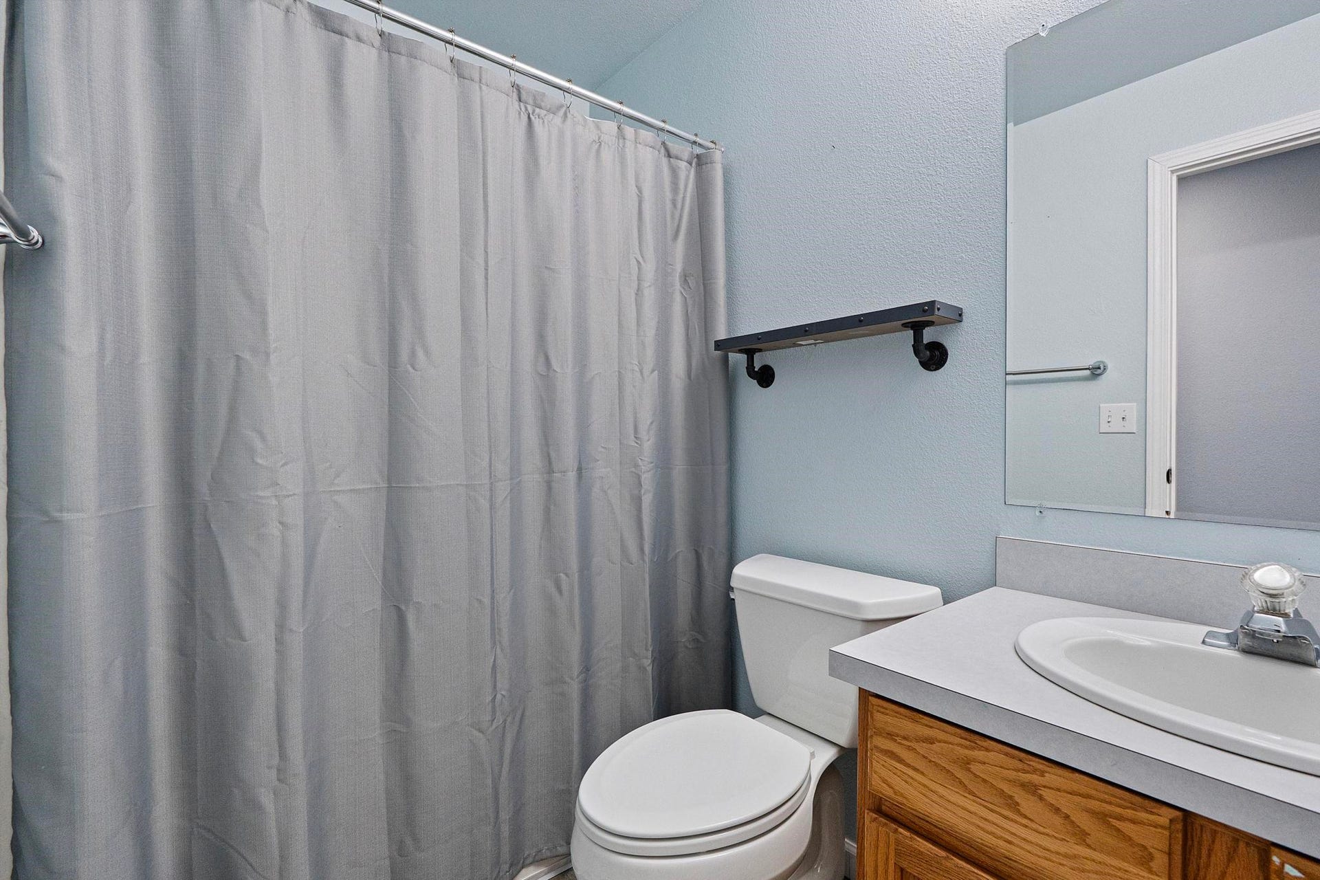 1674 El Monte Road, Crescent City, CA 95531-8813