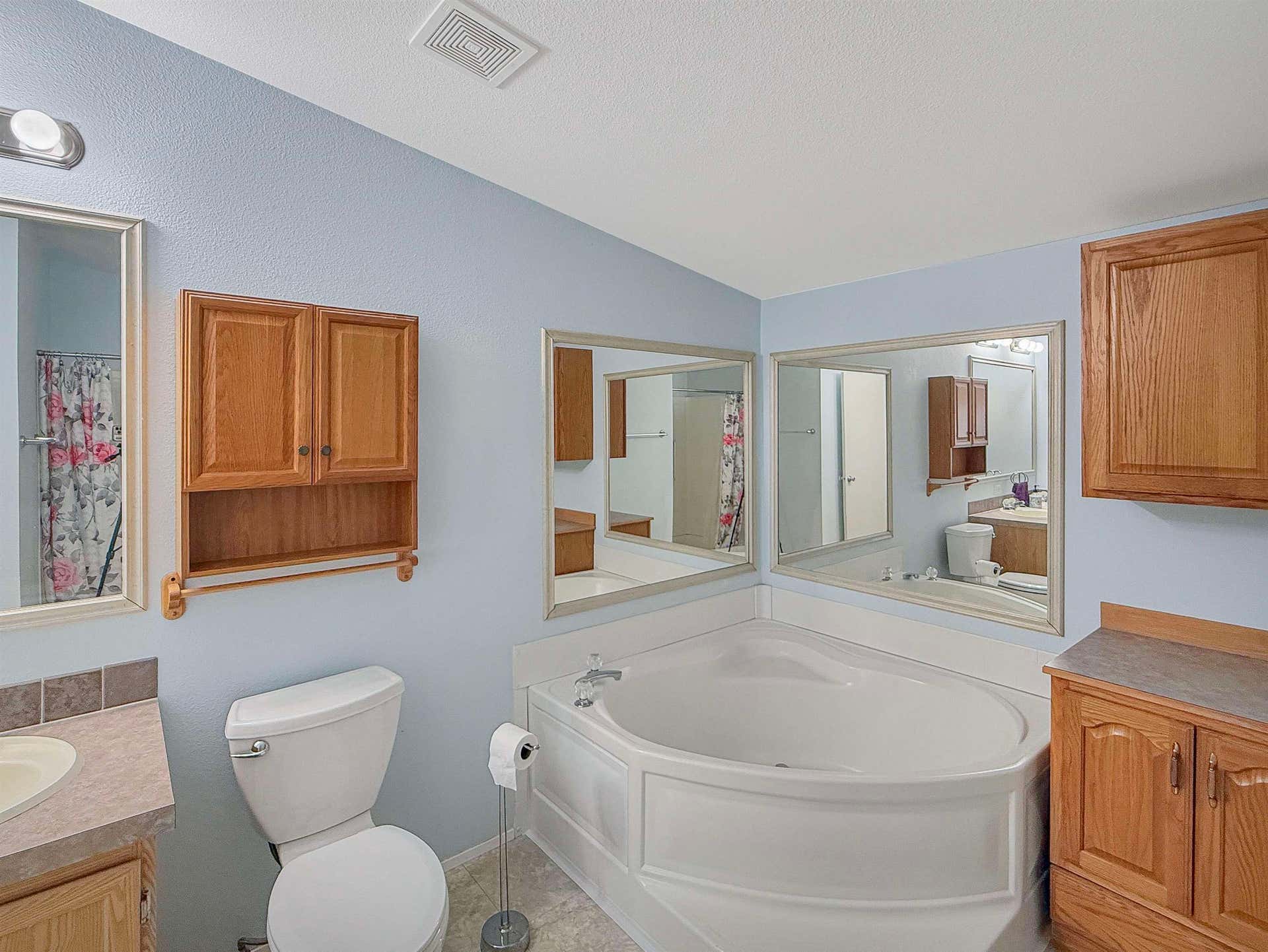 11901 Ocean View Drive, Smith River, CA 95567
