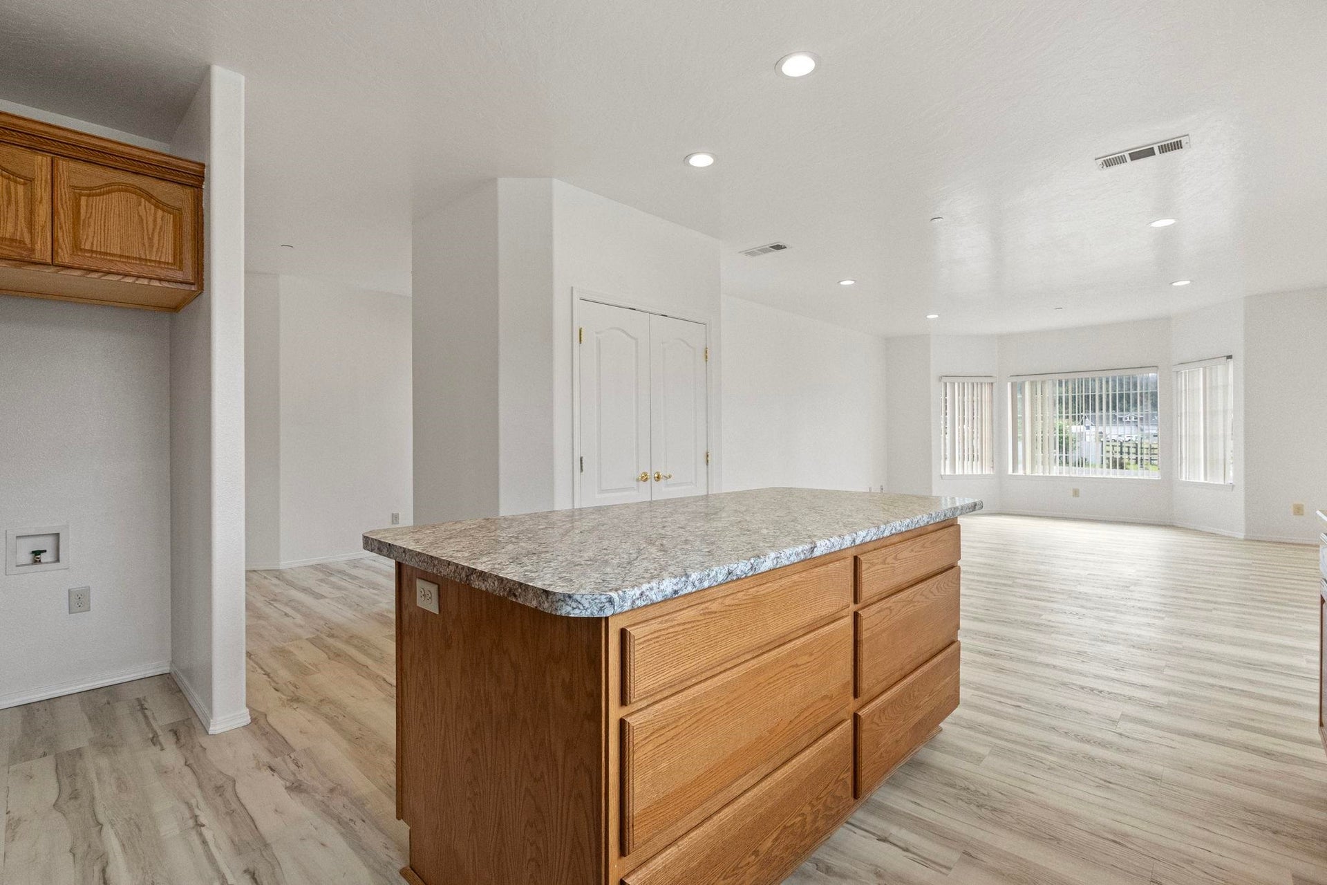 120 Church Tree Rd, Crescent City, CA 95531