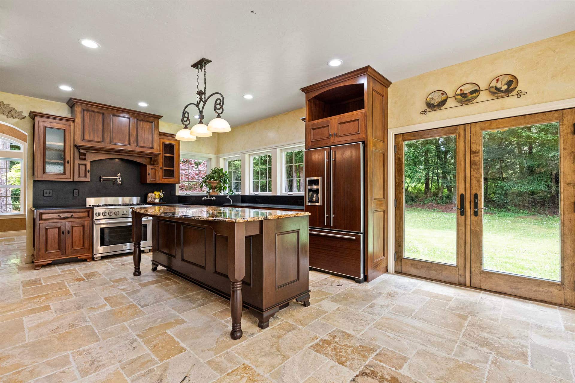 250 Steeps Lane, Crescent City, CA 95531