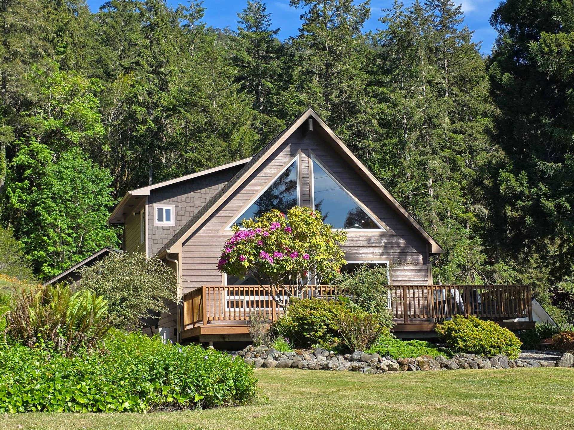 5470 North Bank Road, Crescent City, CA 95531