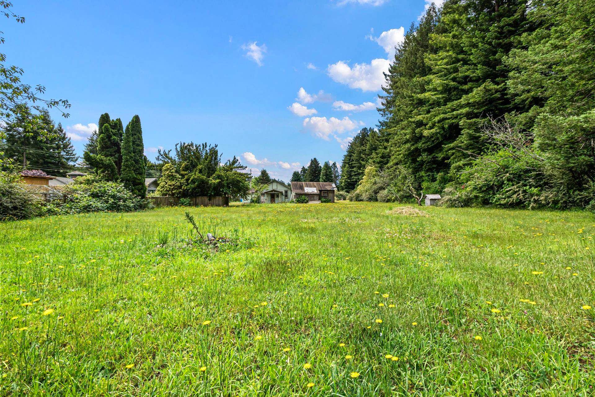 6760 Lake Earl Drive, Crescent City, CA 95531