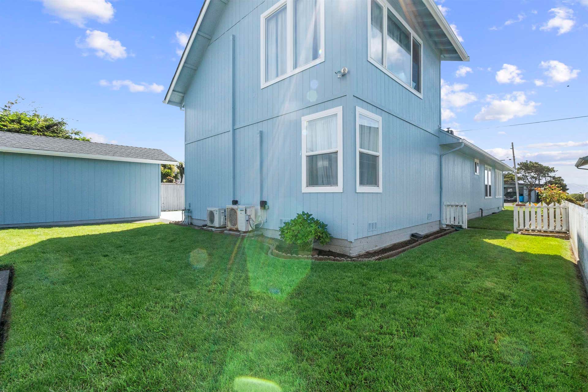 263 W 5th Street, Crescent City, CA 95531