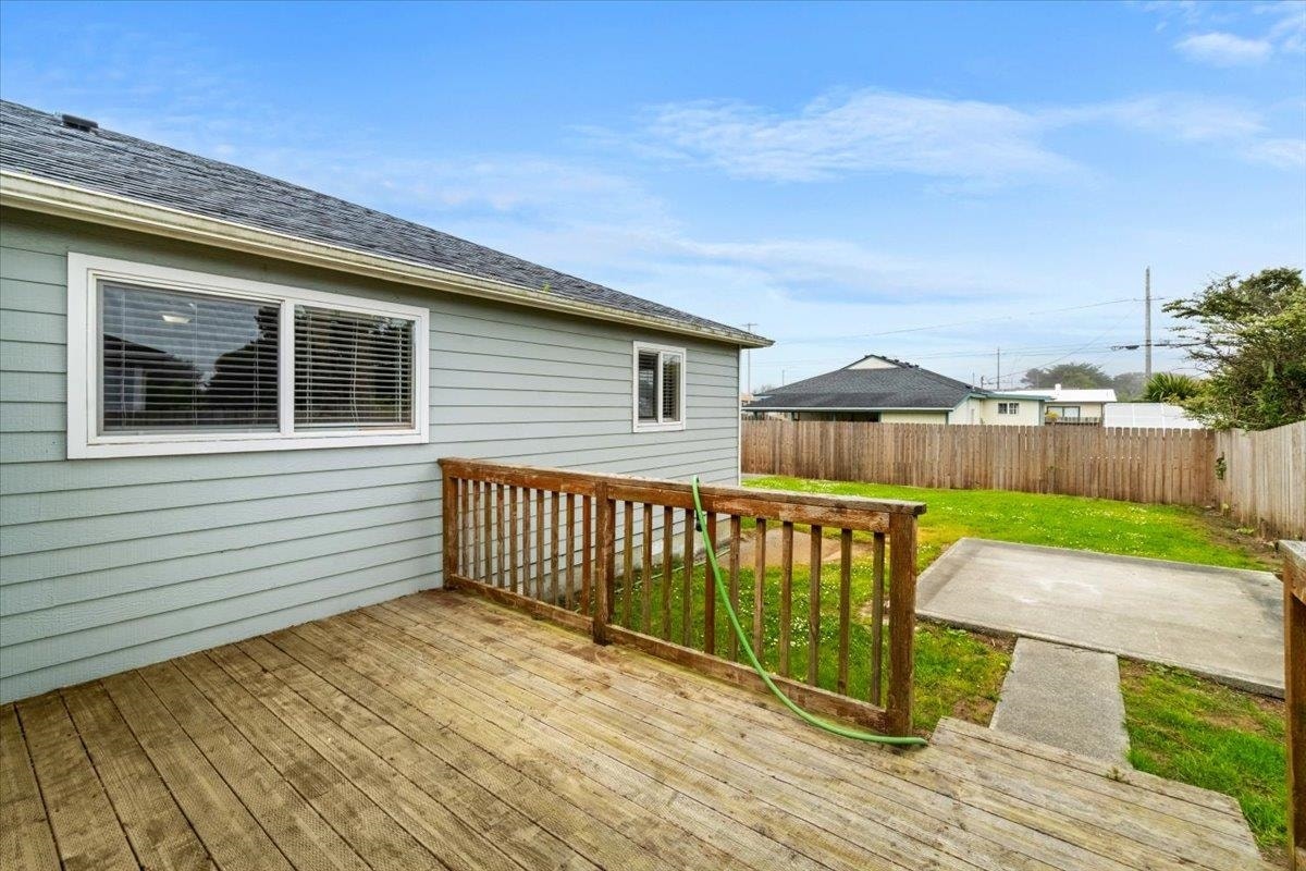 260 W Condor Street, Crescent City, CA 95531