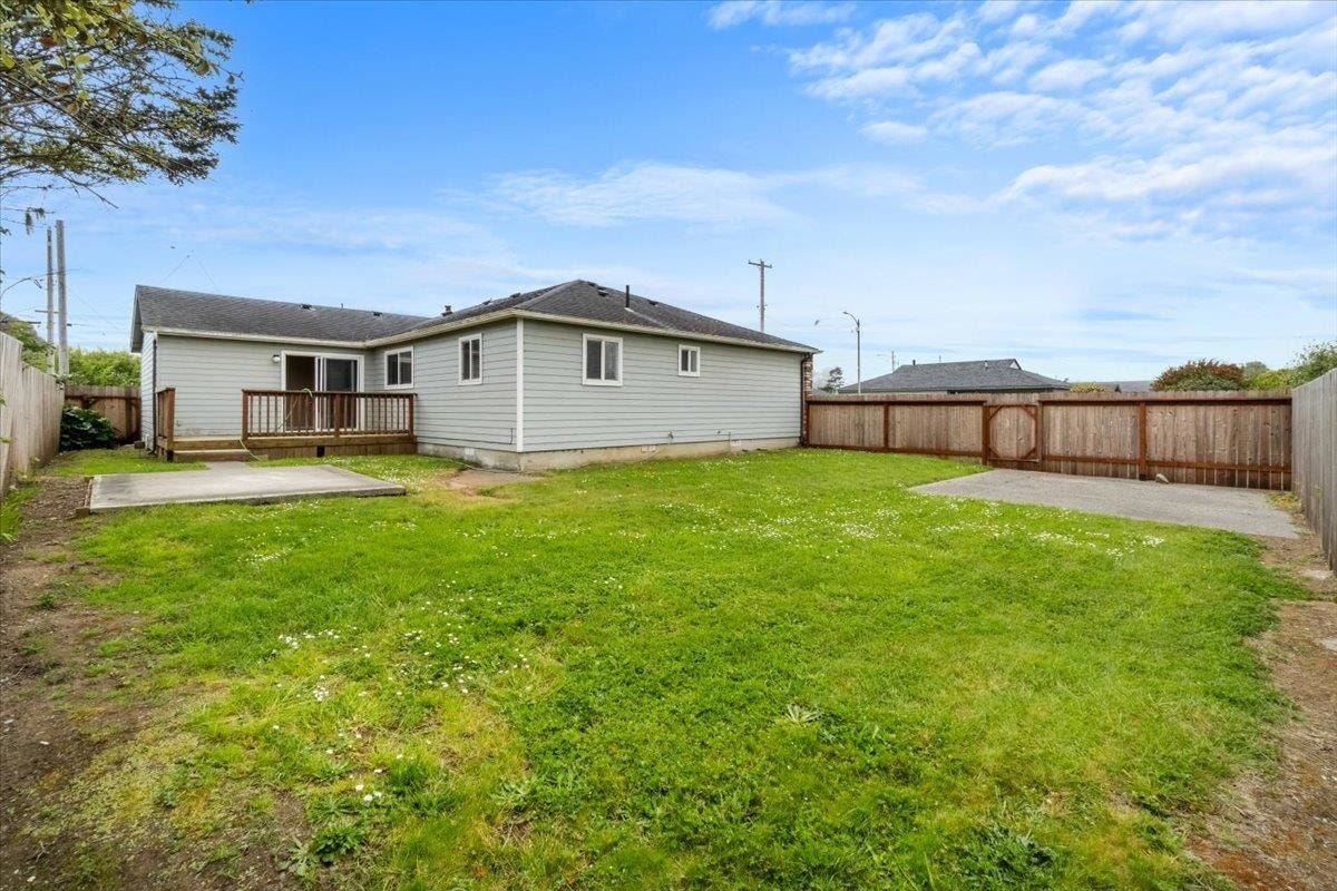260 W Condor Street, Crescent City, CA 95531