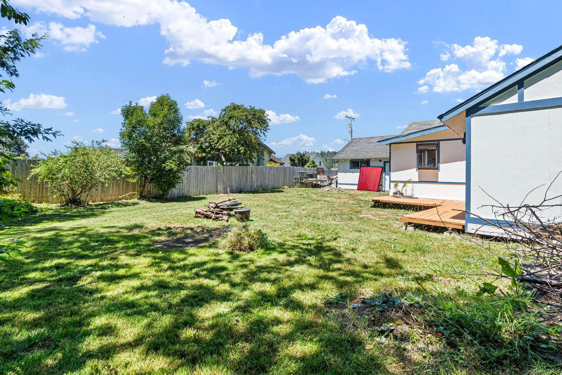 245 2nd Street, Smith River, CA 95567