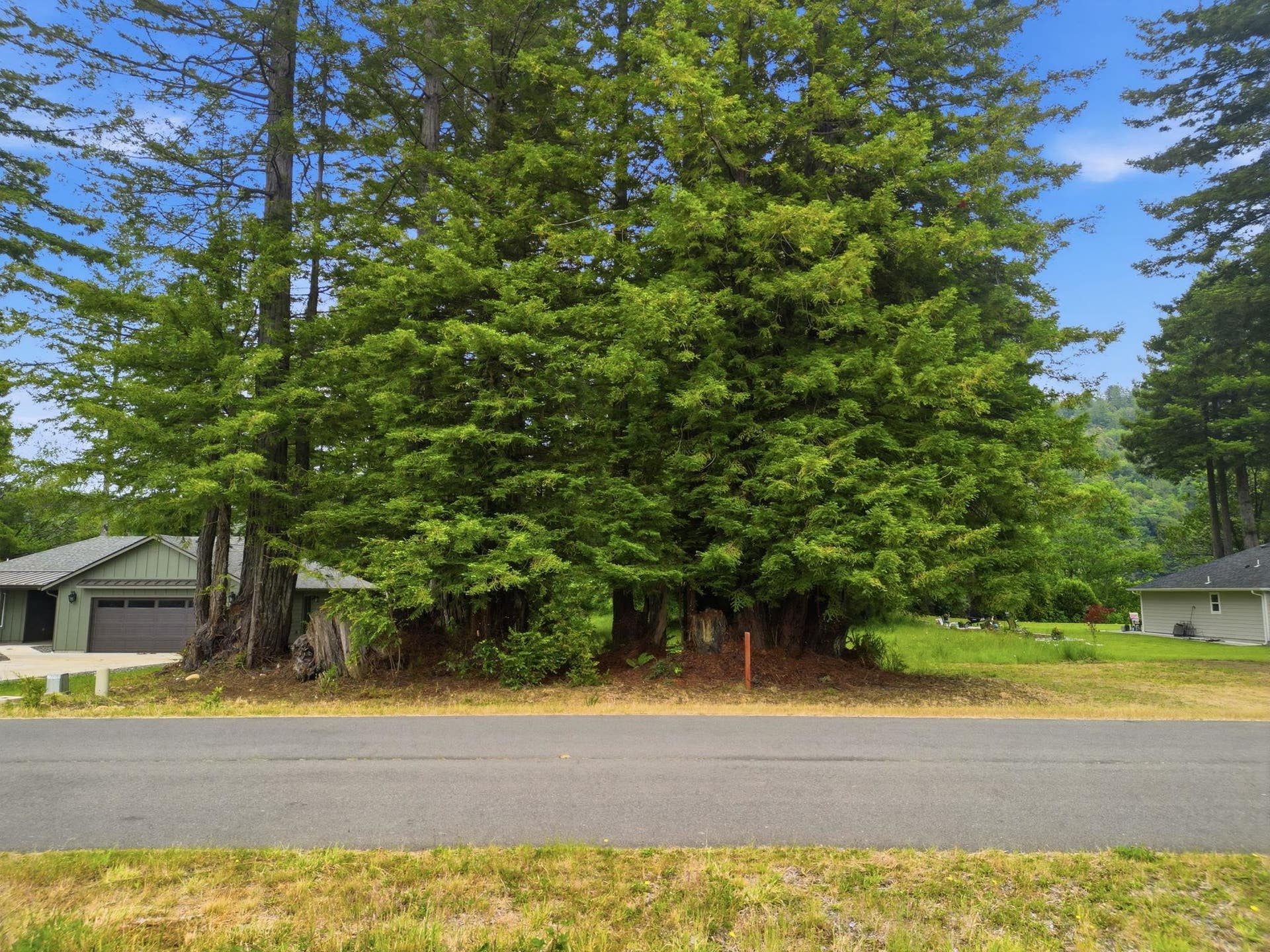 #27 Skookum Lane, Crescent City, CA 95531