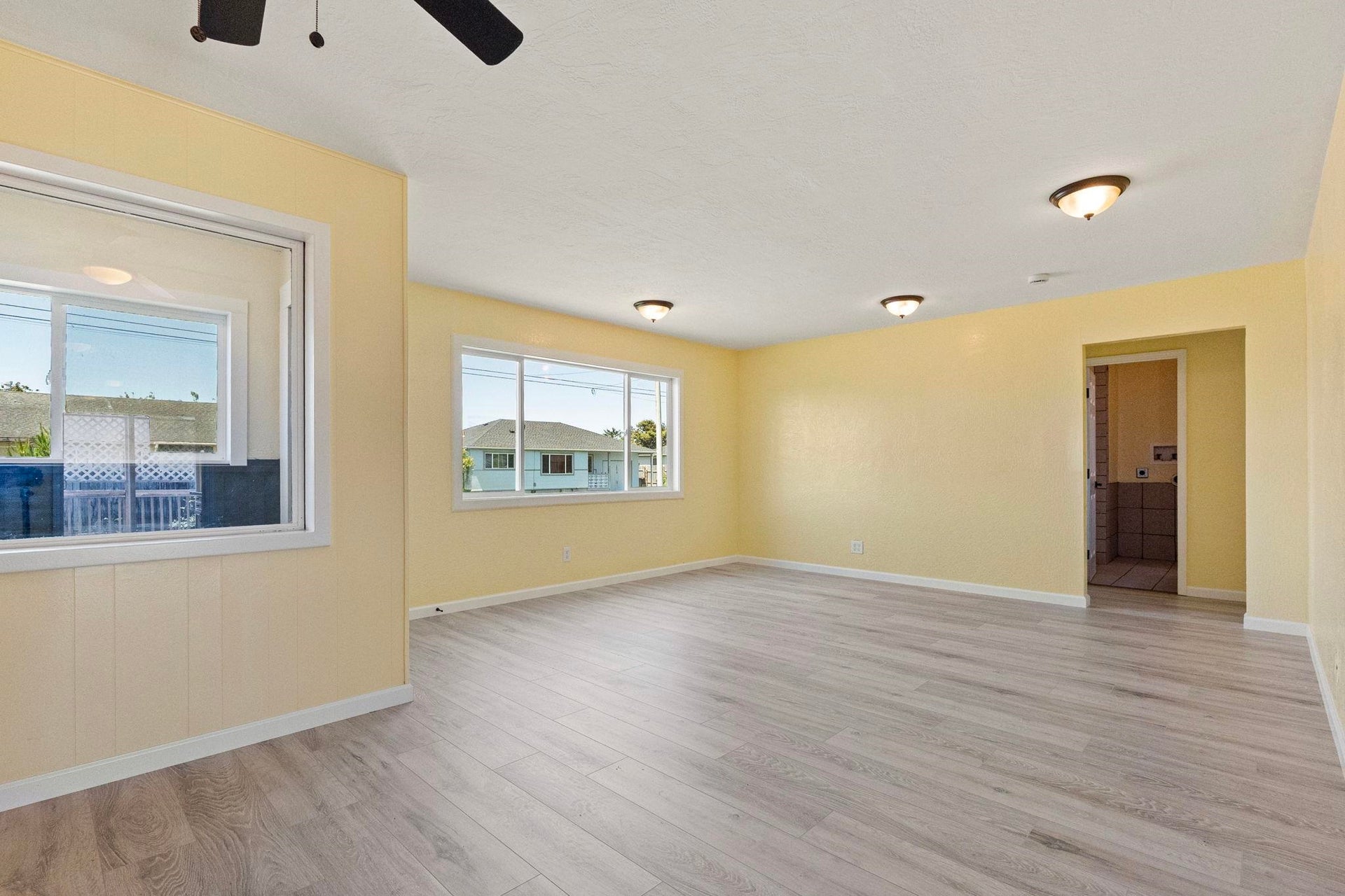 1343 Huntington Street, Crescent City, CA 95531-3325