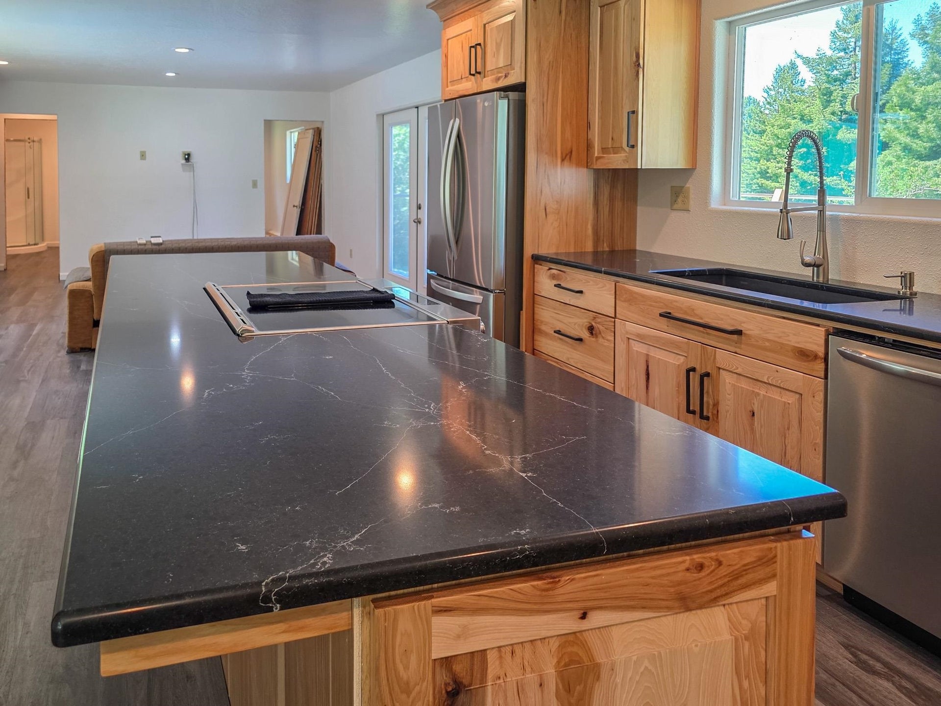 4950 Kings Valley Road, Crescent City, CA 95531
