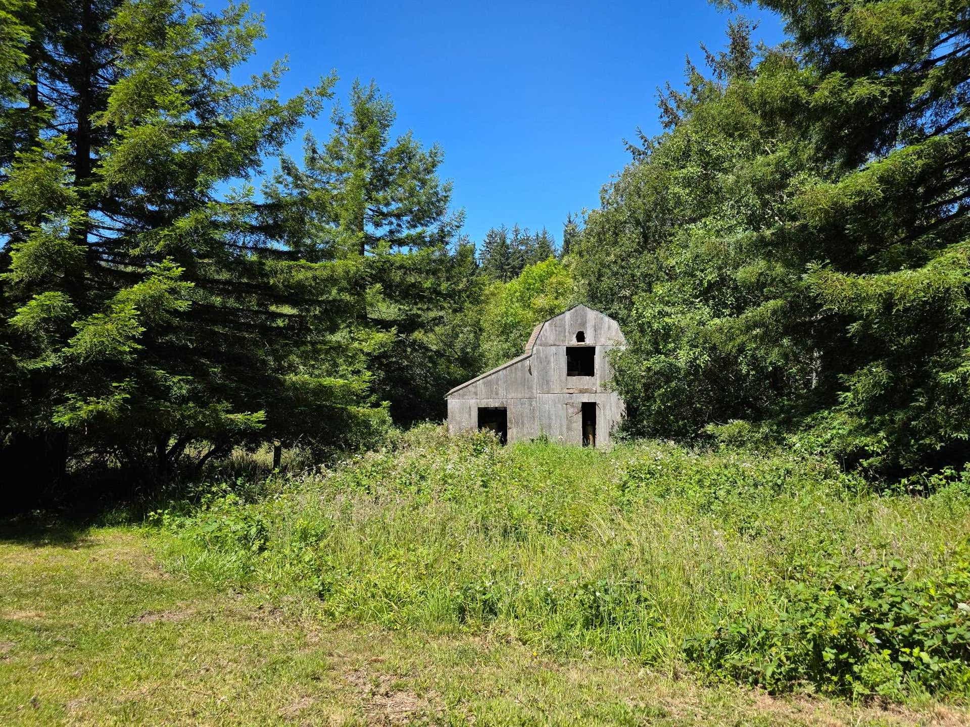 4950 Kings Valley Road, Crescent City, CA 95531