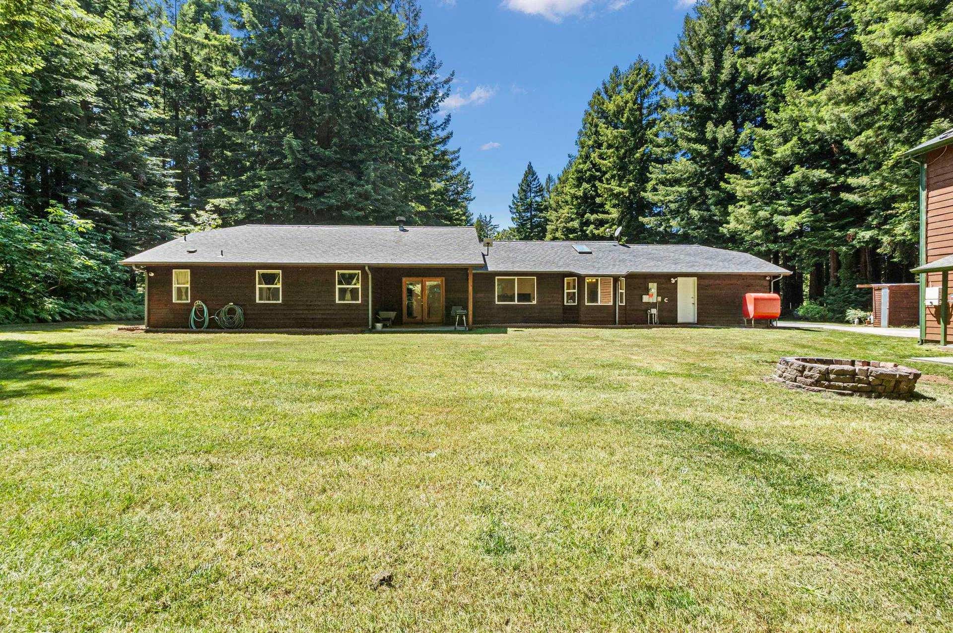 6575 Lake Earl Drive, Crescent City, CA 95531