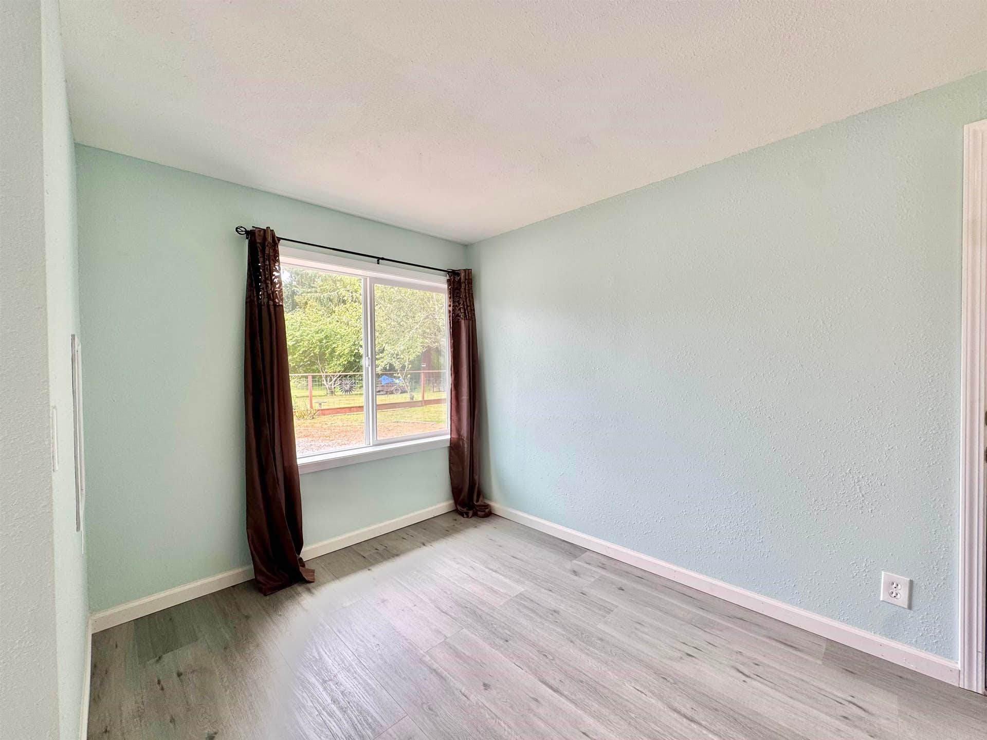150 Lafayette Way, Crescent City, CA 95531