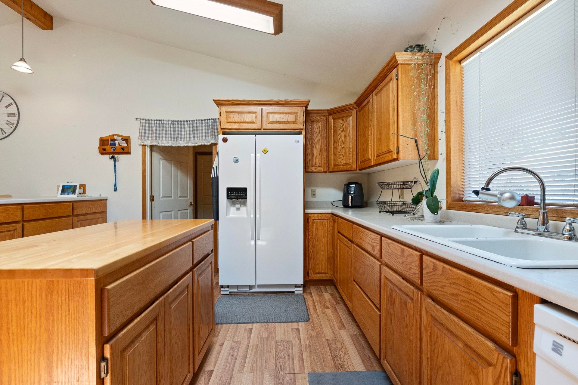 100 Schlack Lane, Crescent City, CA 95531